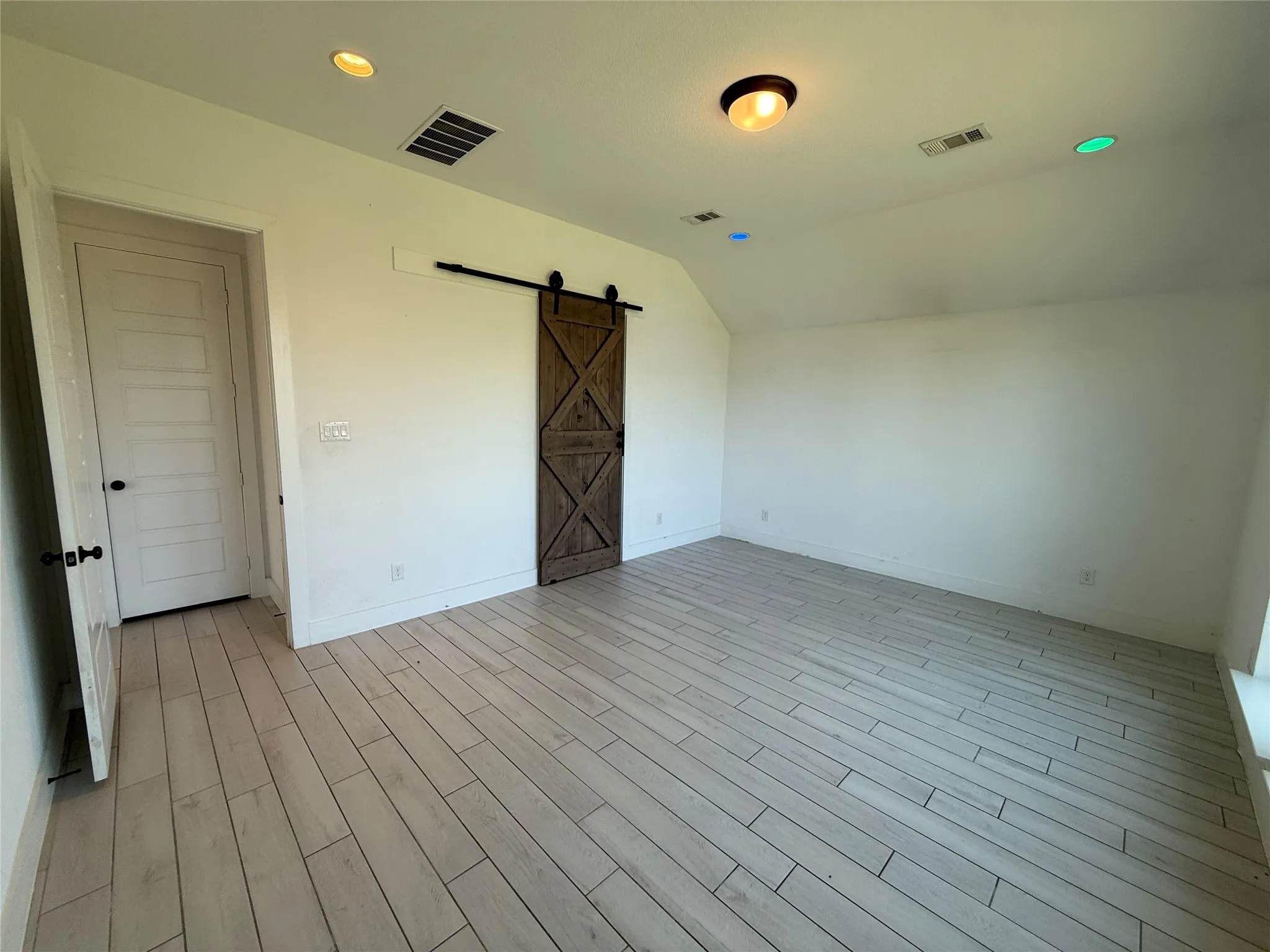 Single Family Residence For Sale in Tarrant County , 2162 Cloverfern Way, Haslet, Texas 76052, 4 Bedroom, 3 Bathroom, 3 Garage spaces, 2,539 Sqft, built in 2022, mls#21314785, Real Estate Agent in Haslet, Homes For Sale in Tarrant county, Homes For Sale in Haslet, Realtor in Haslet Texas, Real Estate Brokerage Independent Realty Texas, Luminita Cordes Realtor
