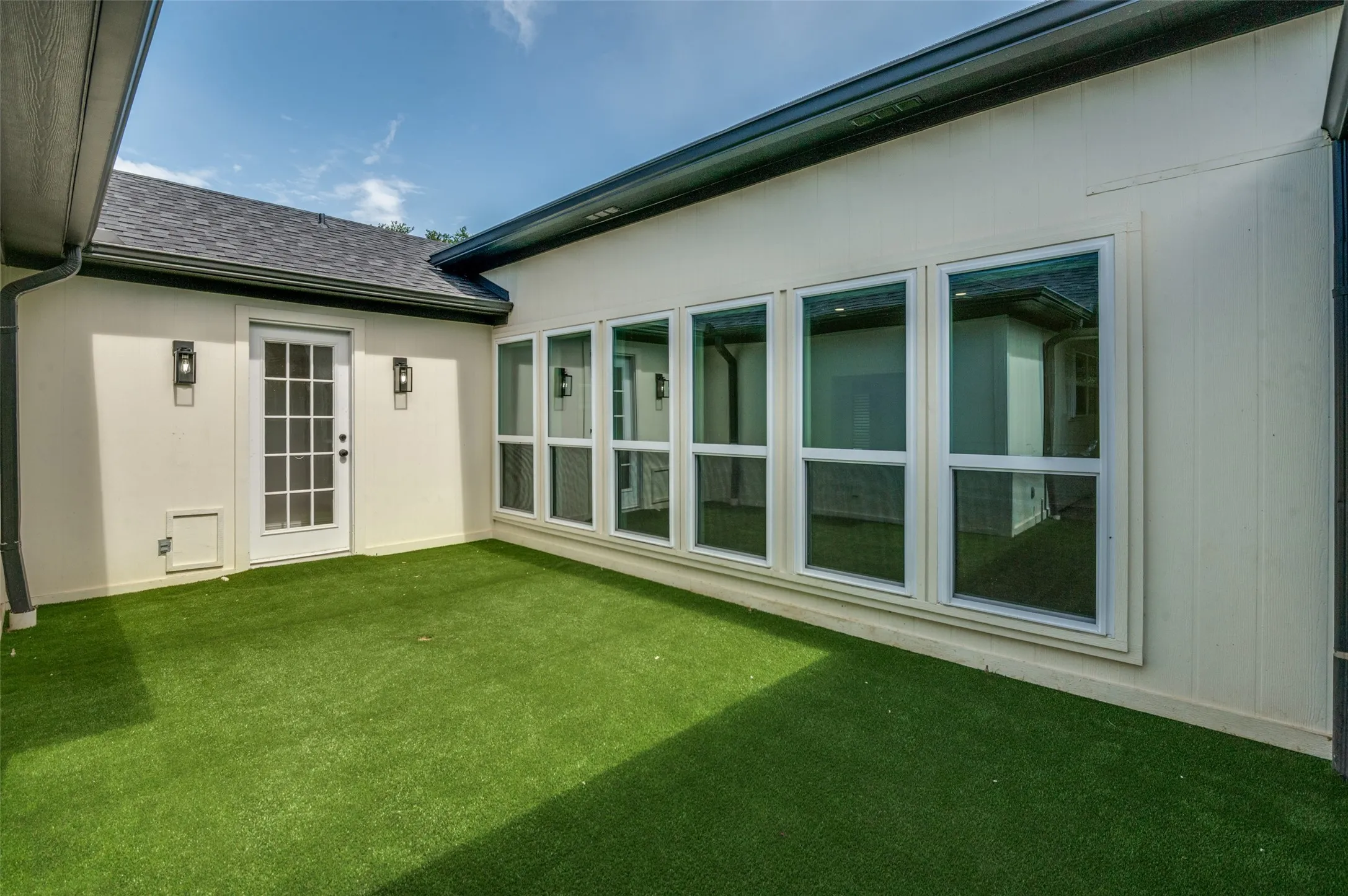 Center courtyard with artificial turf