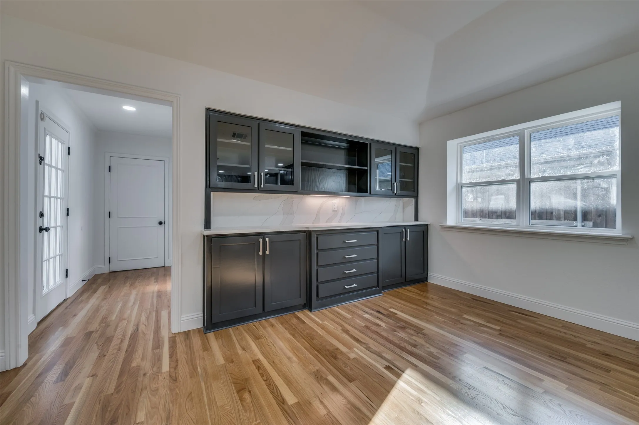 Roomy breakfast area with built-in hutch