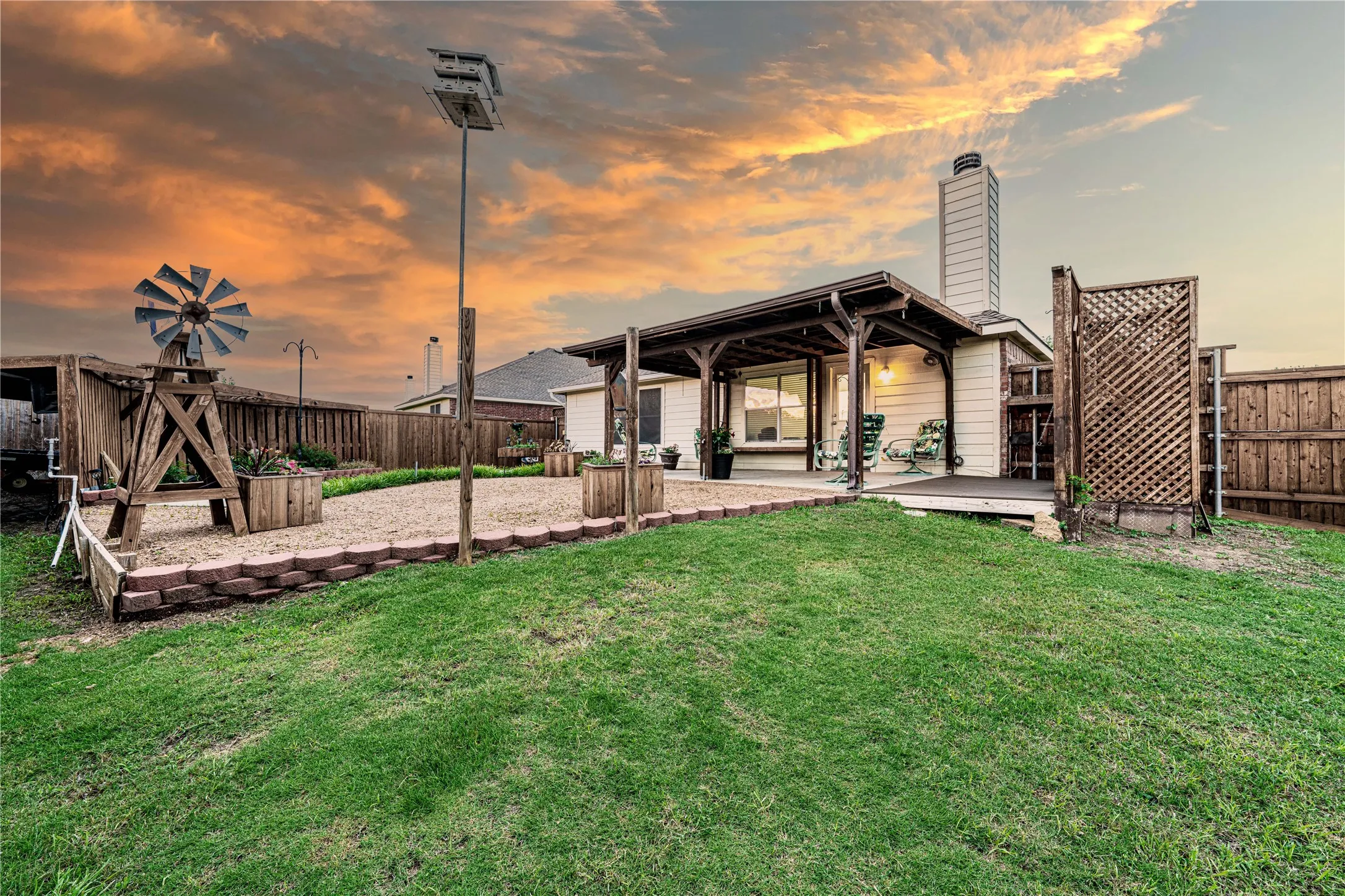 Single Family Residence For Sale in Collin County , 2819 Arabian Lane, Celina, Texas 75009, 4 Bedrooms, 2 Bathrooms, 2 Garage spaces, 2,137 Sqft, built in 2005, Price $415,000, mls#21314779, Real Estate Agent in Celina, Homes For Sale in Collin county, Homes For Sale in Celina, Realtor in Celina Texas, Real Estate Brokerage Independent Realty Texas, Luminita Cordes Realtor