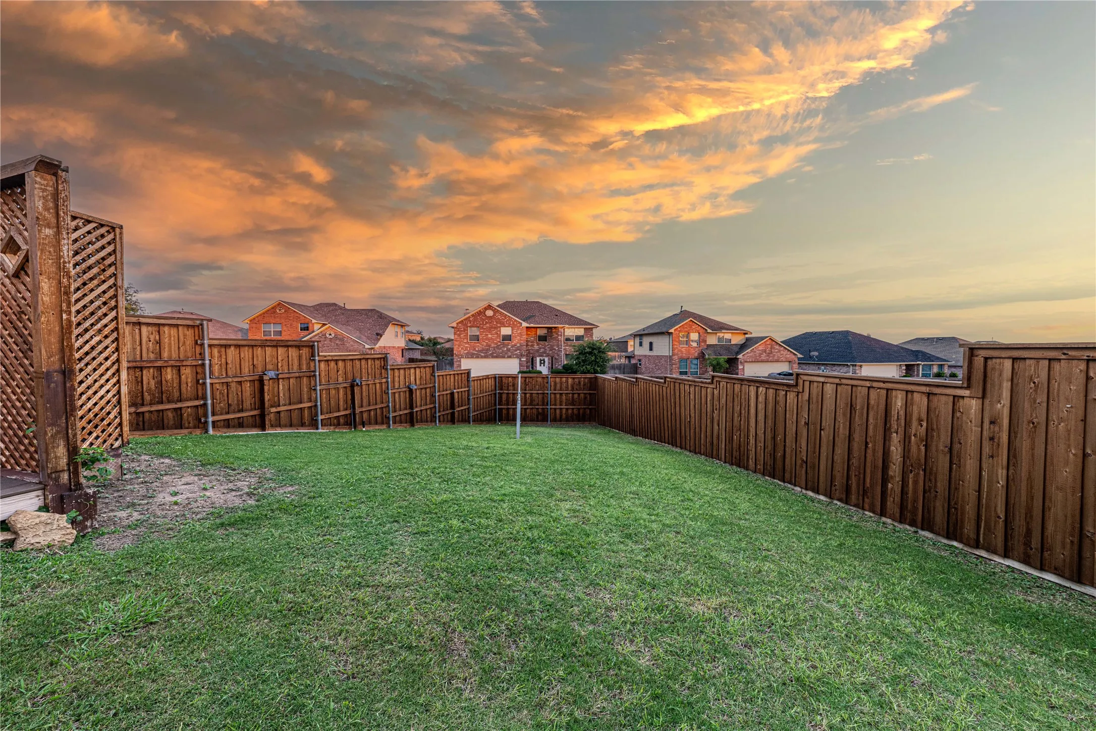 Single Family Residence For Sale in Collin County , 2819 Arabian Lane, Celina, Texas 75009, 4 Bedrooms, 2 Bathrooms, 2 Garage spaces, 2,137 Sqft, built in 2005, Price $415,000, mls#21314779, Real Estate Agent in Celina, Homes For Sale in Collin county, Homes For Sale in Celina, Realtor in Celina Texas, Real Estate Brokerage Independent Realty Texas, Luminita Cordes Realtor
