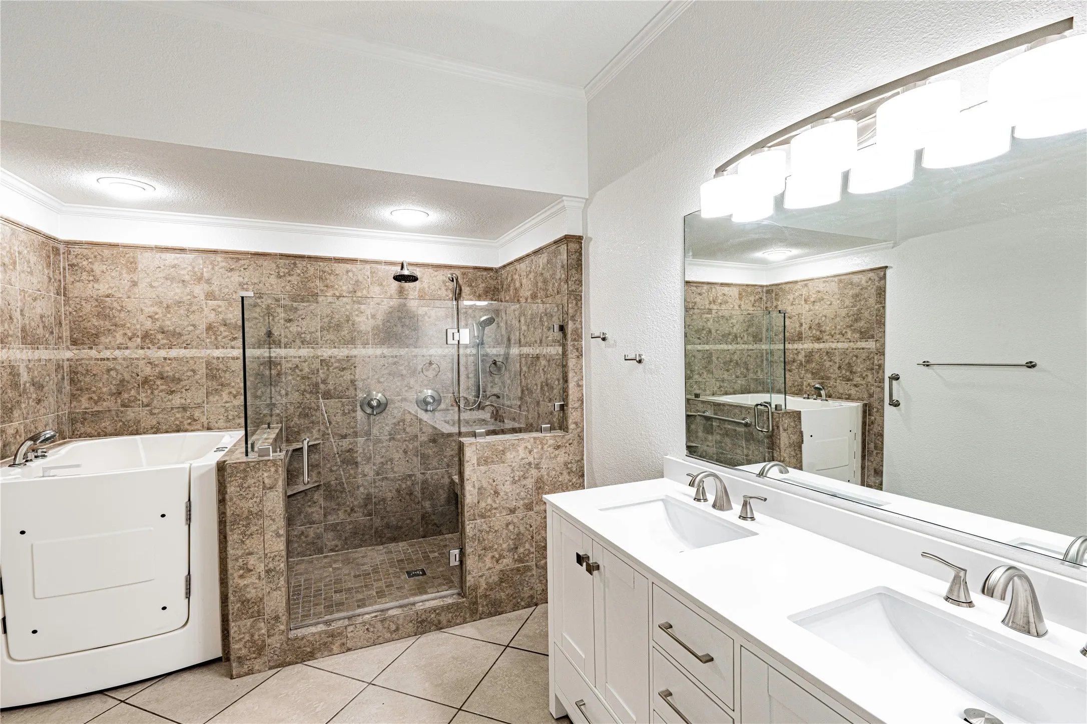 Single Family Residence For Sale in Collin County , 2819 Arabian Lane, Celina, Texas 75009, 4 Bedrooms, 2 Bathrooms, 2 Garage spaces, 2,137 Sqft, built in 2005, Price $415,000, mls#21314779, Real Estate Agent in Celina, Homes For Sale in Collin county, Homes For Sale in Celina, Realtor in Celina Texas, Real Estate Brokerage Independent Realty Texas, Luminita Cordes Realtor