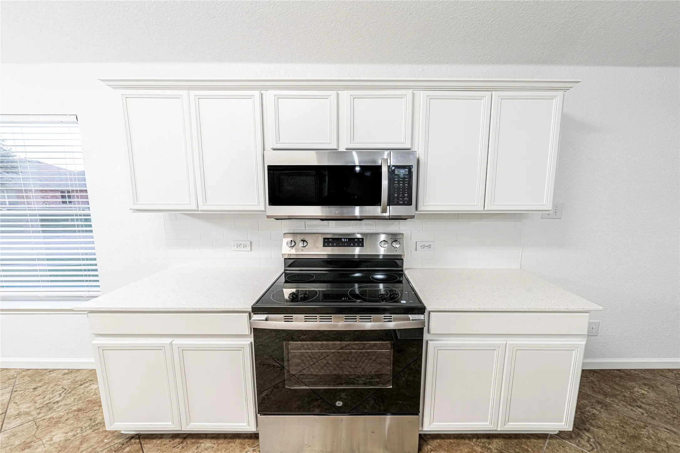 Single Family Residence For Sale in Collin County , 2819 Arabian Lane, Celina, Texas 75009, 4 Bedrooms, 2 Bathrooms, 2 Garage spaces, 2,137 Sqft, built in 2005, Price $415,000, mls#21314779, Real Estate Agent in Celina, Homes For Sale in Collin county, Homes For Sale in Celina, Realtor in Celina Texas, Real Estate Brokerage Independent Realty Texas, Luminita Cordes Realtor