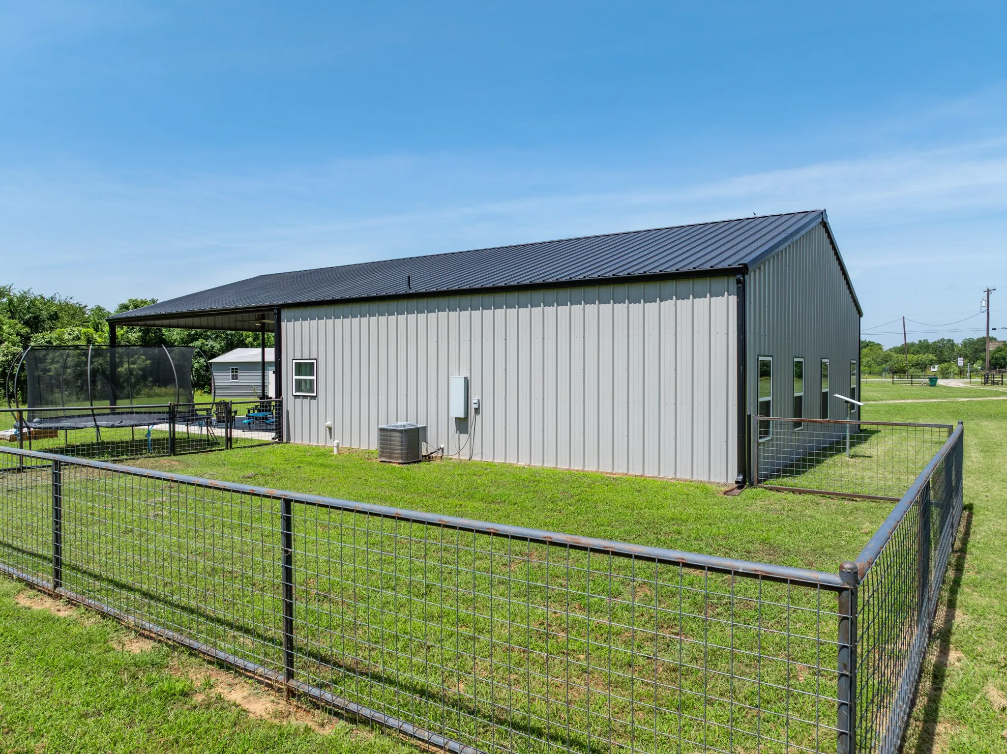 Single Family Residence For Sale in Mc Lennan County , 5839 S 3rd St Road, Waco, Texas 76706, 3 Bedroom, 2 Bathroom, Garage spaces, 1,600 Sqft, built in 2020, mls#21314447, Real Estate Agent in Waco, Homes For Sale in Mc Lennan county, Homes For Sale in Waco, Realtor in Waco Texas, Real Estate Brokerage Independent Realty Texas, Luminita Cordes Realtor