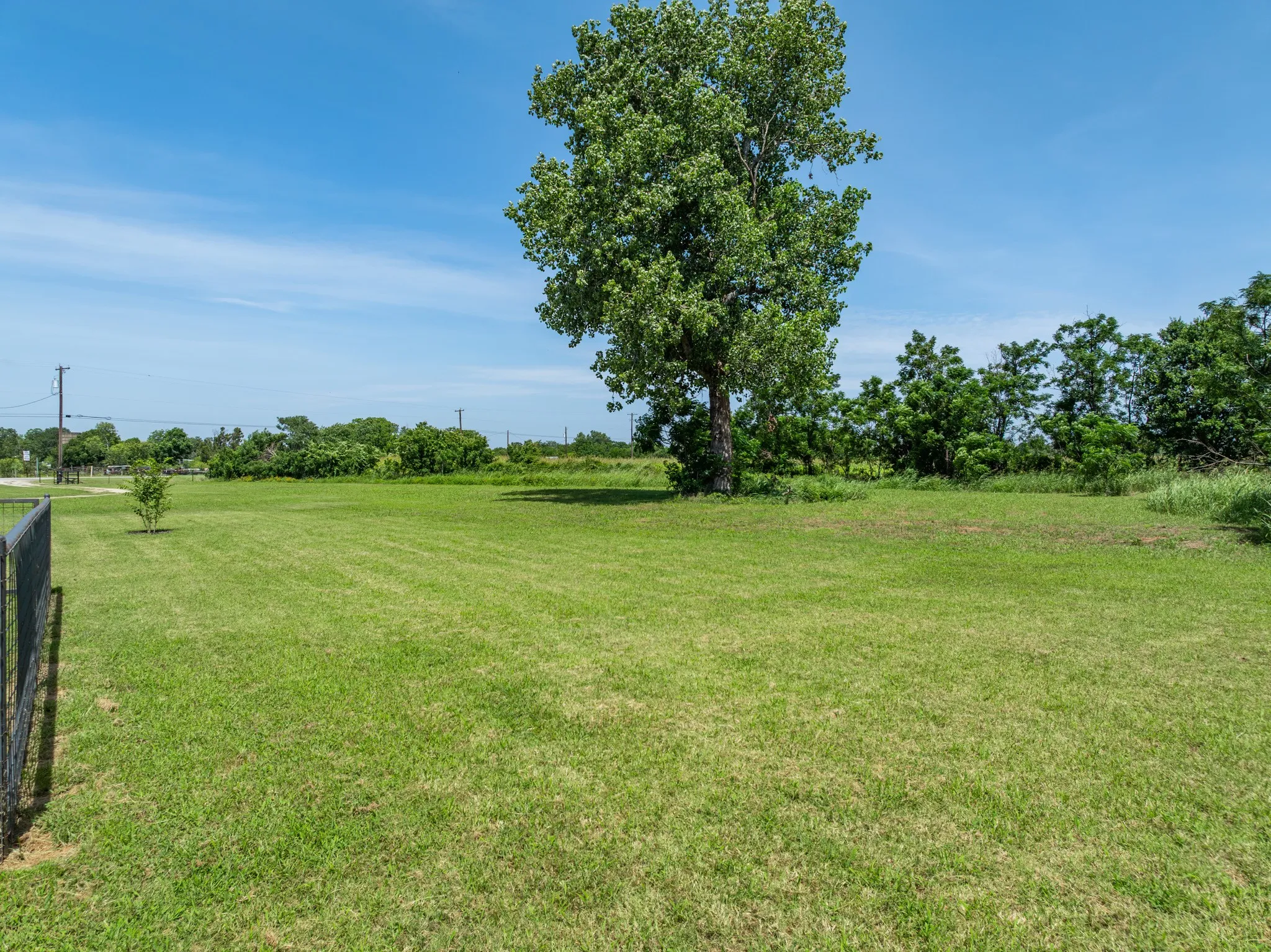 Single Family Residence For Sale in Mc Lennan County , 5839 S 3rd St Road, Waco, Texas 76706, 3 Bedroom, 2 Bathroom, Garage spaces, 1,600 Sqft, built in 2020, mls#21314447, Real Estate Agent in Waco, Homes For Sale in Mc Lennan county, Homes For Sale in Waco, Realtor in Waco Texas, Real Estate Brokerage Independent Realty Texas, Luminita Cordes Realtor