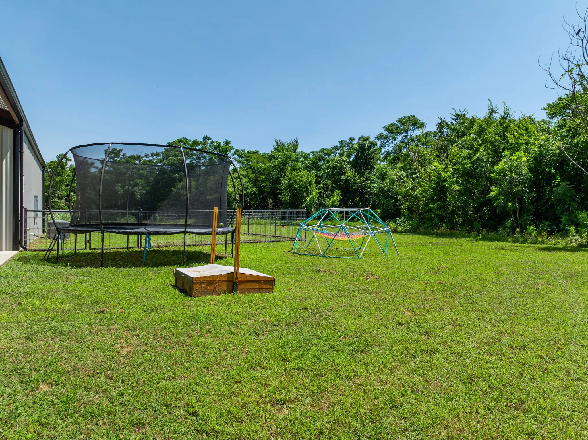 Single Family Residence For Sale in Mc Lennan County , 5839 S 3rd St Road, Waco, Texas 76706, 3 Bedroom, 2 Bathroom, Garage spaces, 1,600 Sqft, built in 2020, mls#21314447, Real Estate Agent in Waco, Homes For Sale in Mc Lennan county, Homes For Sale in Waco, Realtor in Waco Texas, Real Estate Brokerage Independent Realty Texas, Luminita Cordes Realtor