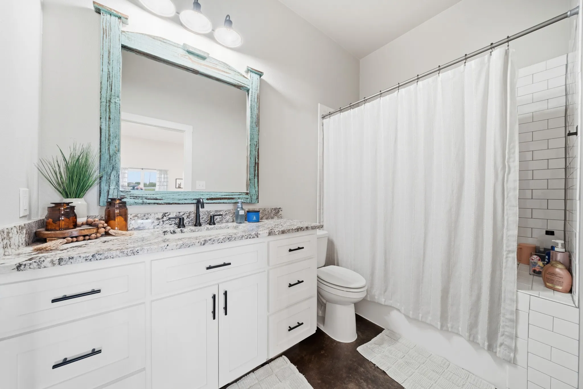 Single Family Residence For Sale in Mc Lennan County , 5839 S 3rd St Road, Waco, Texas 76706, 3 Bedroom, 2 Bathroom, Garage spaces, 1,600 Sqft, built in 2020, mls#21314447, Real Estate Agent in Waco, Homes For Sale in Mc Lennan county, Homes For Sale in Waco, Realtor in Waco Texas, Real Estate Brokerage Independent Realty Texas, Luminita Cordes Realtor