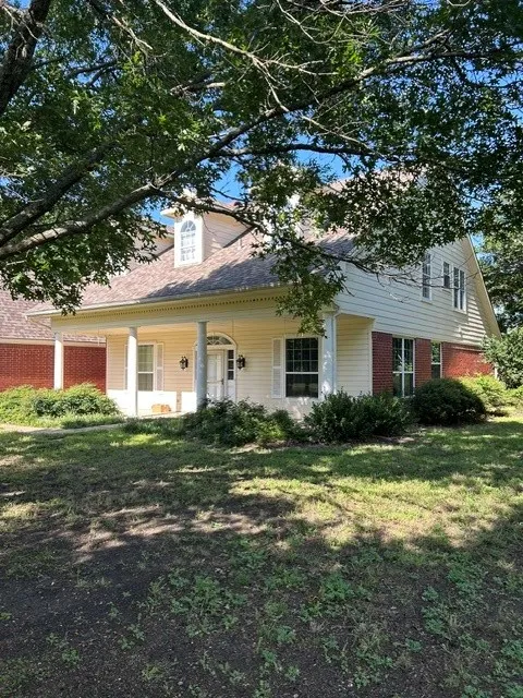 Single Family Residence For Sale in Collin County , 41 Man O War Lane, Fairview, Texas 75069, 4 Bedroom, 3 Bathroom, 2 Garage spaces, 2,667 Sqft, built in 1992, mls#21305874, Real Estate Agent in Fairview, Homes For Sale in Collin county, Homes For Sale in Fairview, Realtor in Fairview Texas, Real Estate Brokerage Independent Realty Texas, Luminita Cordes Realtor