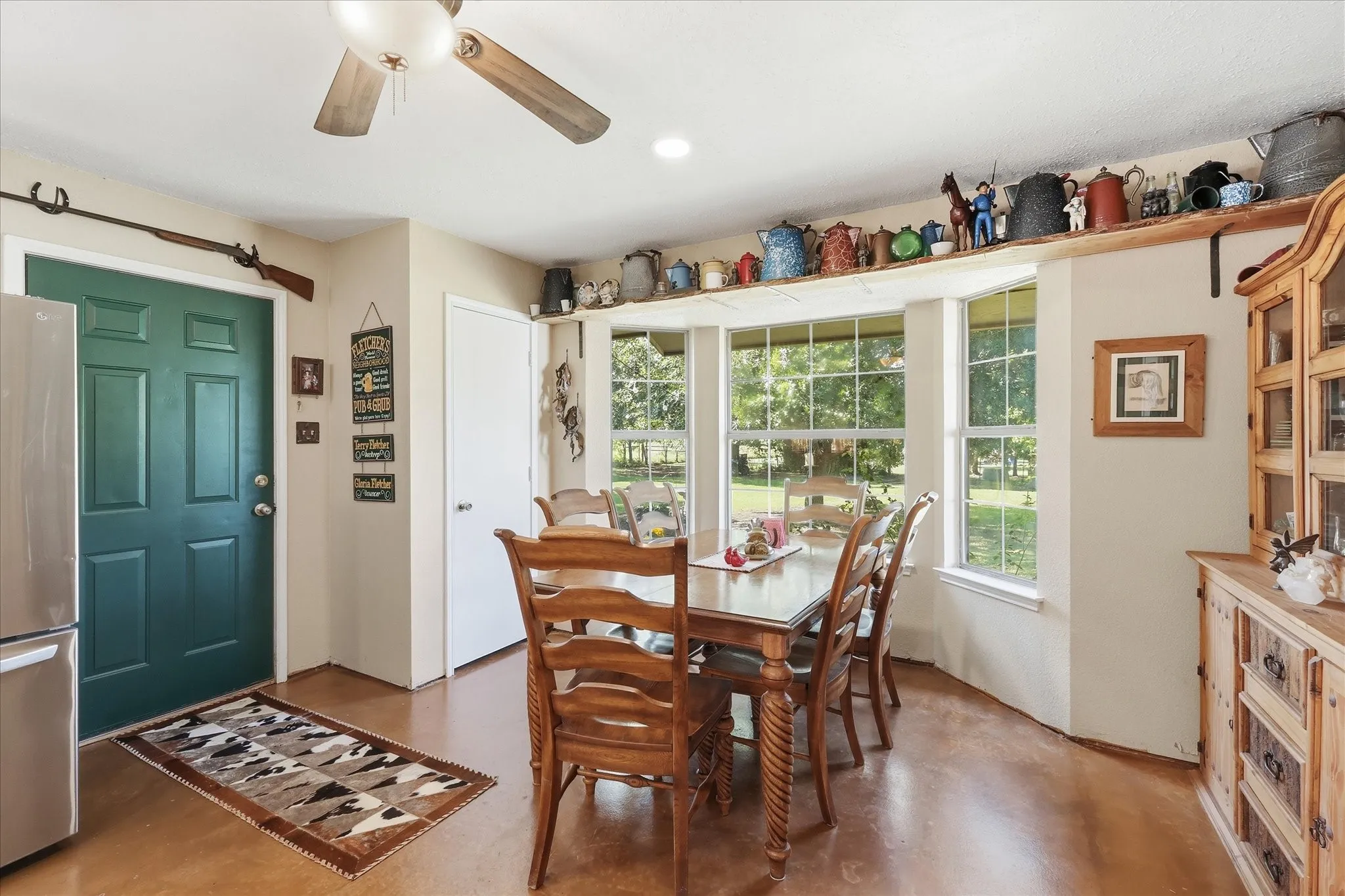 Single Family Residence For Sale in Parker County , 1025 Dominique Drive, Weatherford, Texas 76087, 2 Bedroom, 1 Bathroom, Garage spaces, 1,518 Sqft, built in 1985, mls#21314058, Real Estate Agent in Weatherford, Homes For Sale in Parker county, Homes For Sale in Weatherford, Realtor in Weatherford Texas, Real Estate Brokerage Independent Realty Texas, Luminita Cordes Realtor