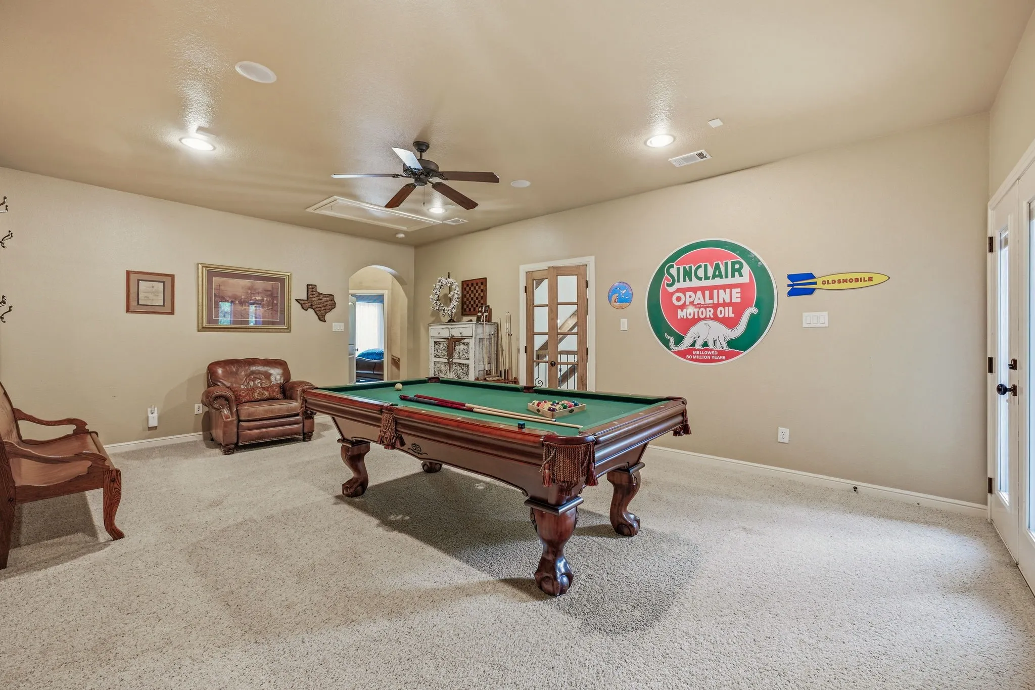 Single Family Residence For Sale in Parker County , 101 Western Breeze Drive, Fort Worth, Texas 76126, 4 Bedroom, 5 Bathroom, 3 Garage spaces, 4,330 Sqft, built in 2008, mls#21314706, Real Estate Agent in Fort Worth, Homes For Sale in Parker county, Homes For Sale in Fort Worth, Realtor in Fort Worth Texas, Real Estate Brokerage Independent Realty Texas, Luminita Cordes Realtor