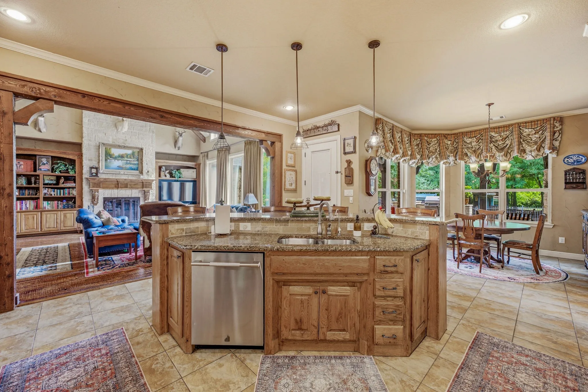 Single Family Residence For Sale in Parker County , 101 Western Breeze Drive, Fort Worth, Texas 76126, 4 Bedroom, 5 Bathroom, 3 Garage spaces, 4,330 Sqft, built in 2008, mls#21314706, Real Estate Agent in Fort Worth, Homes For Sale in Parker county, Homes For Sale in Fort Worth, Realtor in Fort Worth Texas, Real Estate Brokerage Independent Realty Texas, Luminita Cordes Realtor
