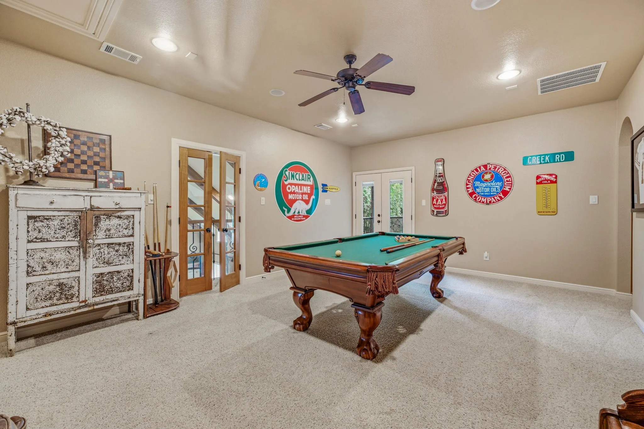 Single Family Residence For Sale in Parker County , 101 Western Breeze Drive, Fort Worth, Texas 76126, 4 Bedroom, 5 Bathroom, 3 Garage spaces, 4,330 Sqft, built in 2008, mls#21314706, Real Estate Agent in Fort Worth, Homes For Sale in Parker county, Homes For Sale in Fort Worth, Realtor in Fort Worth Texas, Real Estate Brokerage Independent Realty Texas, Luminita Cordes Realtor