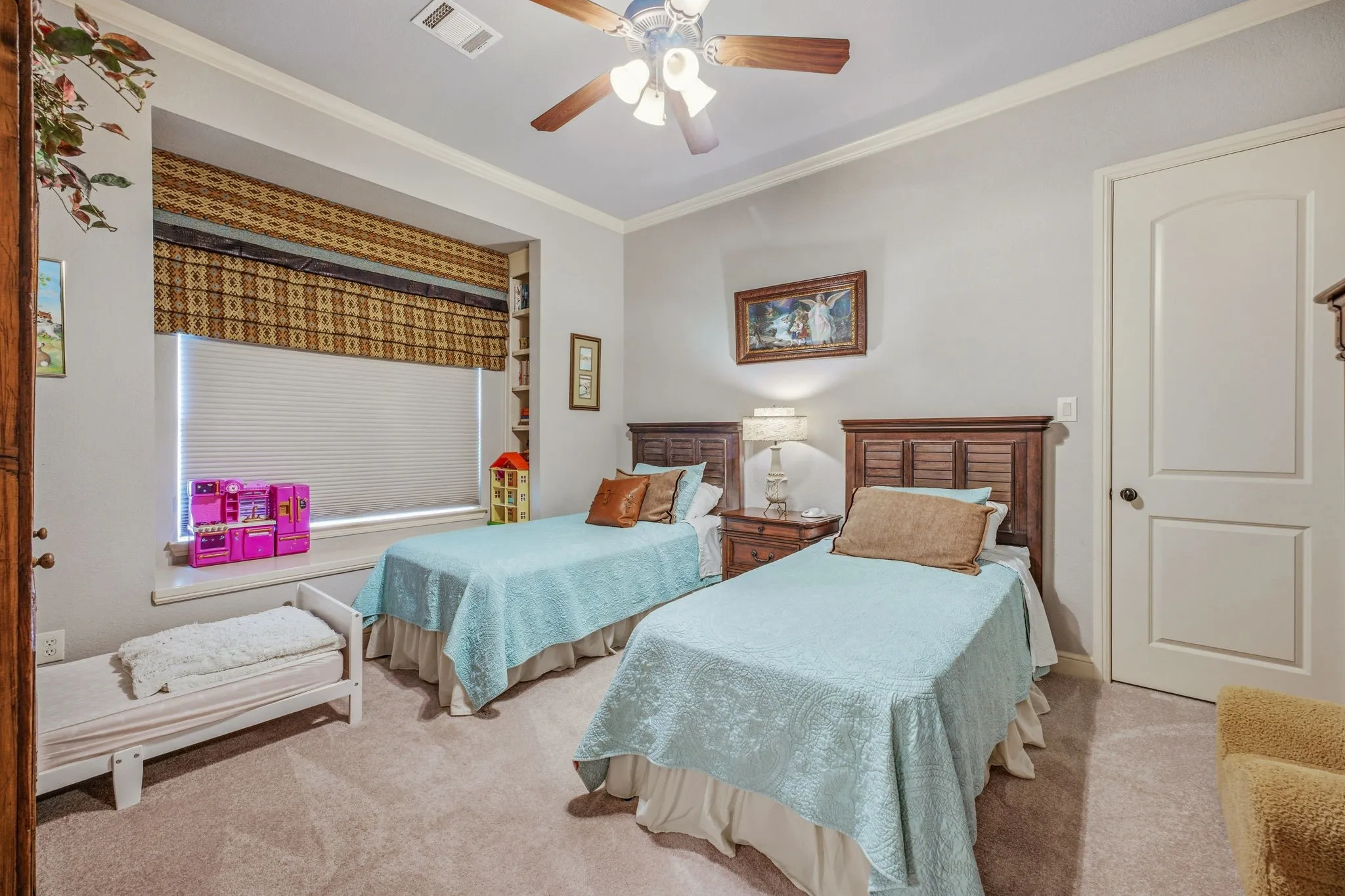 Single Family Residence For Sale in Parker County , 101 Western Breeze Drive, Fort Worth, Texas 76126, 4 Bedroom, 5 Bathroom, 3 Garage spaces, 4,330 Sqft, built in 2008, mls#21314706, Real Estate Agent in Fort Worth, Homes For Sale in Parker county, Homes For Sale in Fort Worth, Realtor in Fort Worth Texas, Real Estate Brokerage Independent Realty Texas, Luminita Cordes Realtor
