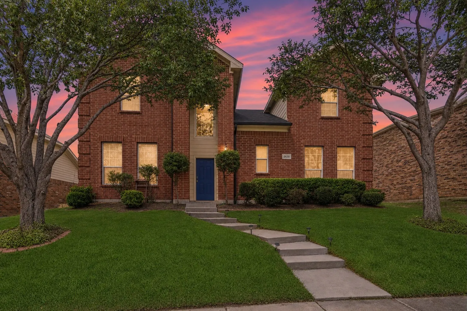 Single Family Residence For Sale in Rockwall County , 2830 Misty Ridge Lane, Rockwall, Texas 75032, 4 Bedroom, 3 Bathroom, 2 Garage spaces, 2,952 Sqft, built in 2002, mls#21314797, Real Estate Agent in Rockwall, Homes For Sale in Rockwall county, Homes For Sale in Rockwall, Realtor in Rockwall Texas, Real Estate Brokerage Independent Realty Texas, Luminita Cordes Realtor