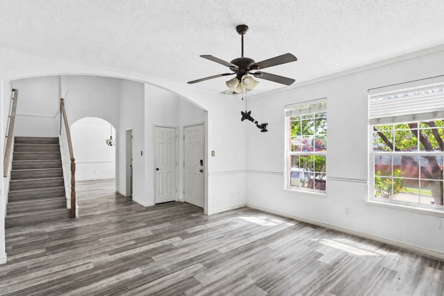 Single Family Residence For Sale in Rockwall County , 2830 Misty Ridge Lane, Rockwall, Texas 75032, 4 Bedroom, 3 Bathroom, 2 Garage spaces, 2,952 Sqft, built in 2002, mls#21314797, Real Estate Agent in Rockwall, Homes For Sale in Rockwall county, Homes For Sale in Rockwall, Realtor in Rockwall Texas, Real Estate Brokerage Independent Realty Texas, Luminita Cordes Realtor
