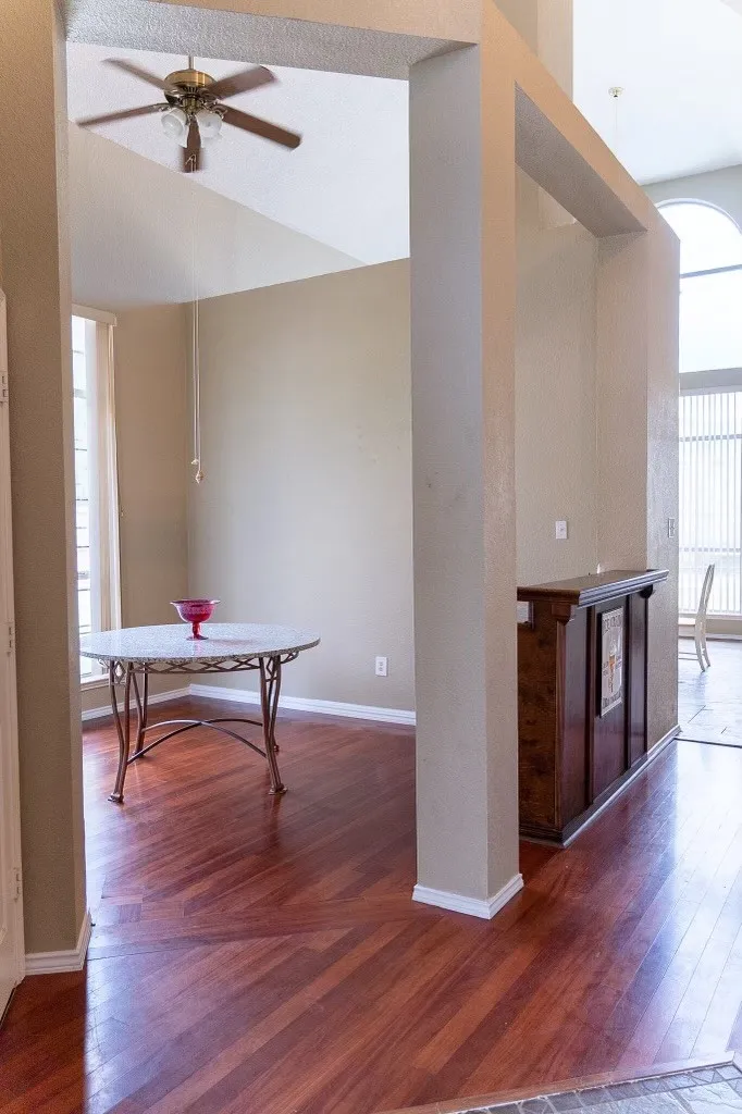 Single Family Residence For Sale in Dallas County , 2420 Harpers Ferry Court, Mesquite, Texas 75181, 4 Bedroom, 3 Bathroom, 2 Garage spaces, 2,508 Sqft, built in 1998, mls#21305693, Real Estate Agent in Mesquite, Homes For Sale in Dallas county, Homes For Sale in Mesquite, Realtor in Mesquite Texas, Real Estate Brokerage Independent Realty Texas, Luminita Cordes Realtor