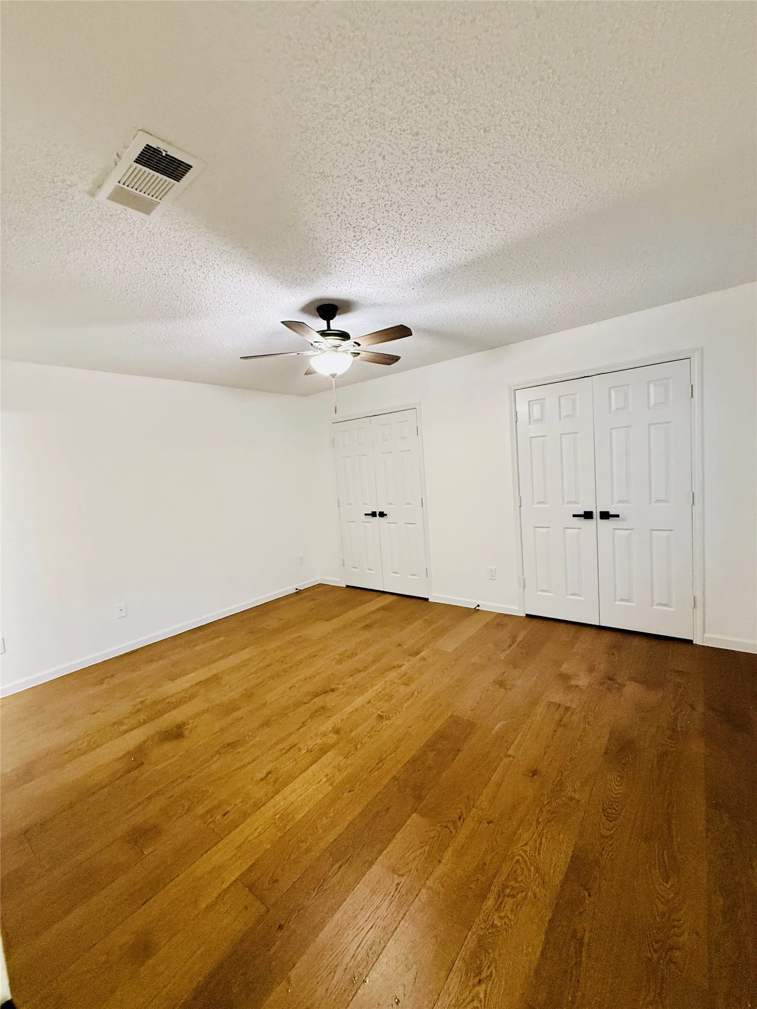 Single Family Residence For Sale in Collin County , 1541 Collin Drive, Allen, Texas 75002, 3 Bedroom, 3 Bathroom, 1 Garage spaces, 1,342 Sqft, built in 1992, mls#21314837, Real Estate Agent in Allen, Homes For Sale in Collin county, Homes For Sale in Allen, Realtor in Allen Texas, Real Estate Brokerage Independent Realty Texas, Luminita Cordes Realtor