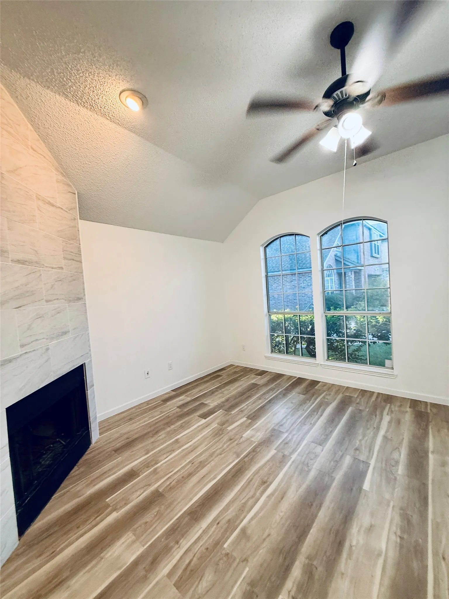 Single Family Residence For Sale in Collin County , 1541 Collin Drive, Allen, Texas 75002, 3 Bedroom, 3 Bathroom, 1 Garage spaces, 1,342 Sqft, built in 1992, mls#21314837, Real Estate Agent in Allen, Homes For Sale in Collin county, Homes For Sale in Allen, Realtor in Allen Texas, Real Estate Brokerage Independent Realty Texas, Luminita Cordes Realtor