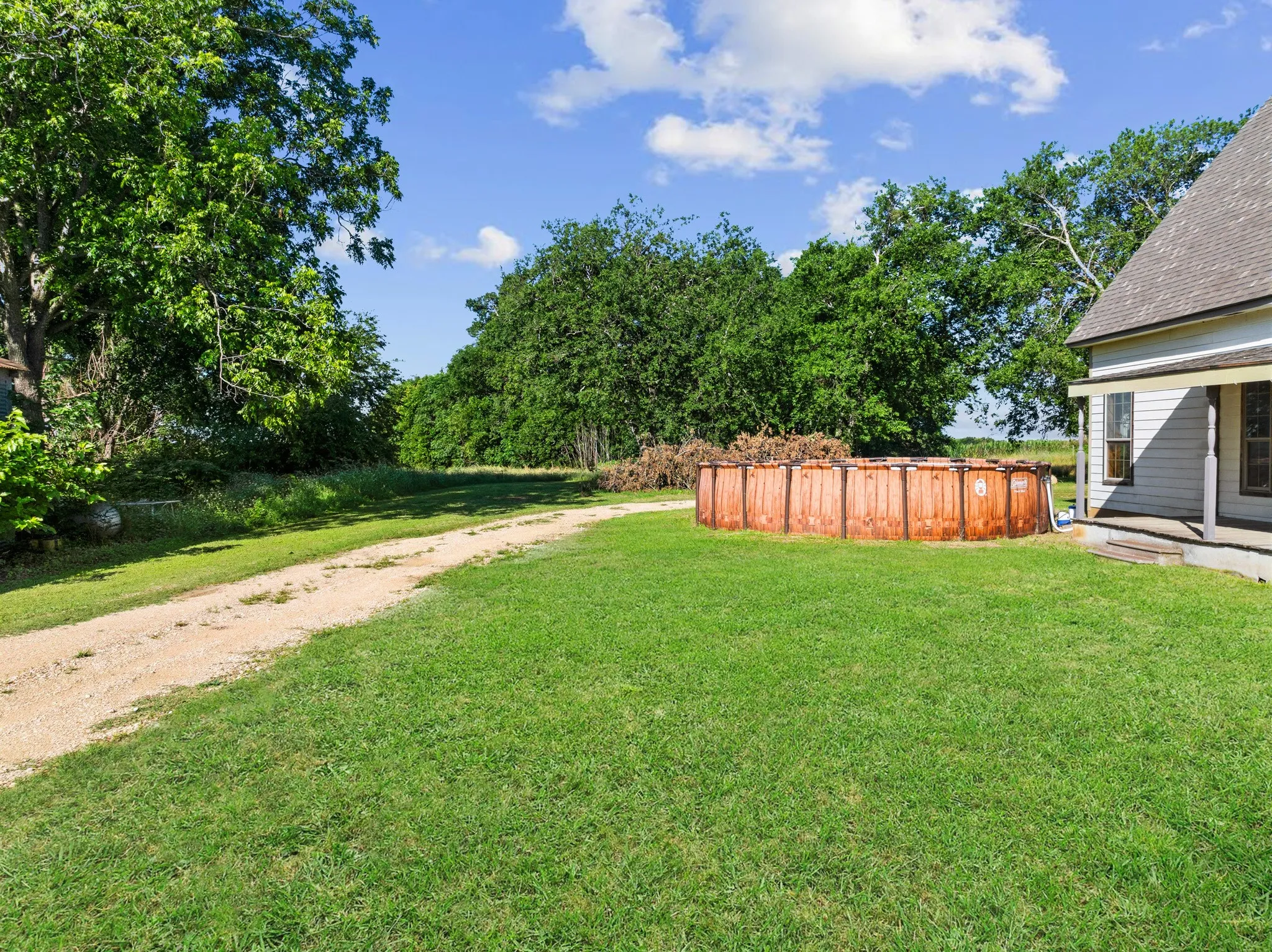 Single Family Residence For Rent in Hill County , 700 Harrel Avenue, Bynum, Texas 76631, 5 Bedroom, 3 Bathroom, 2 Garage spaces, 4,216 Sqft, built in 2008, mls#21313219, Real Estate Agent in Bynum, Homes For Rent in Hill county, Homes For Rent in Bynum, Realtor in Bynum Texas, Real Estate Brokerage Independent Realty Texas, Luminita Cordes Realtor