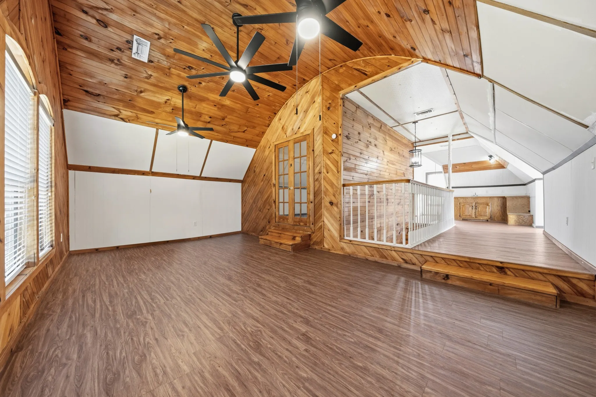 Single Family Residence For Rent in Hill County , 700 Harrel Avenue, Bynum, Texas 76631, 5 Bedroom, 3 Bathroom, 2 Garage spaces, 4,216 Sqft, built in 2008, mls#21313219, Real Estate Agent in Bynum, Homes For Rent in Hill county, Homes For Rent in Bynum, Realtor in Bynum Texas, Real Estate Brokerage Independent Realty Texas, Luminita Cordes Realtor