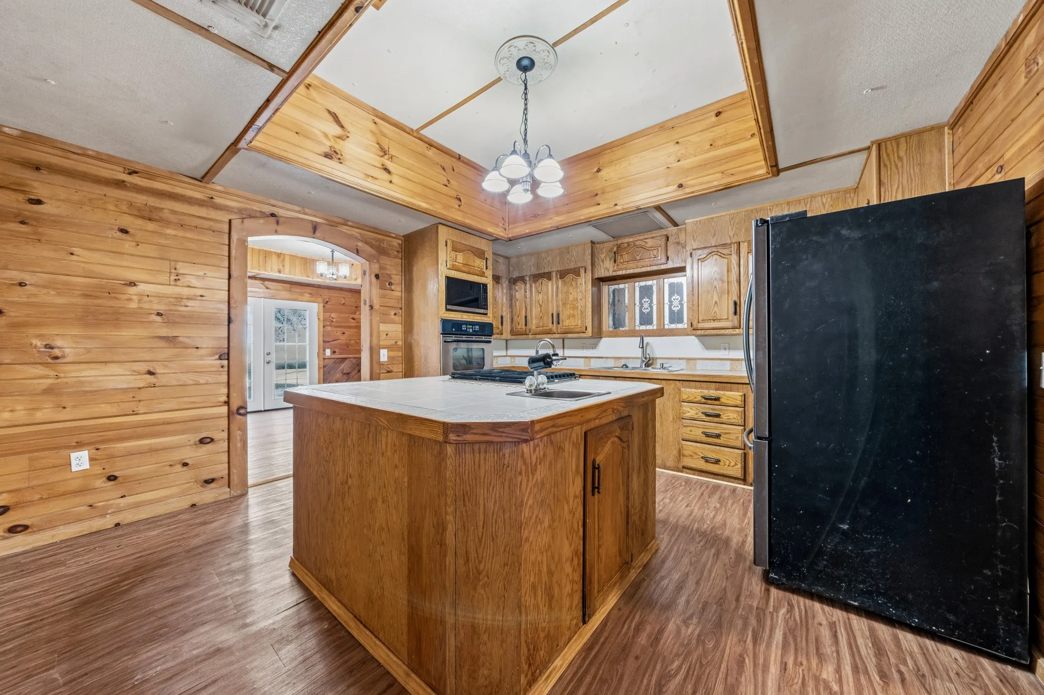 Single Family Residence For Rent in Hill County , 700 Harrel Avenue, Bynum, Texas 76631, 5 Bedroom, 3 Bathroom, 2 Garage spaces, 4,216 Sqft, built in 2008, mls#21313219, Real Estate Agent in Bynum, Homes For Rent in Hill county, Homes For Rent in Bynum, Realtor in Bynum Texas, Real Estate Brokerage Independent Realty Texas, Luminita Cordes Realtor
