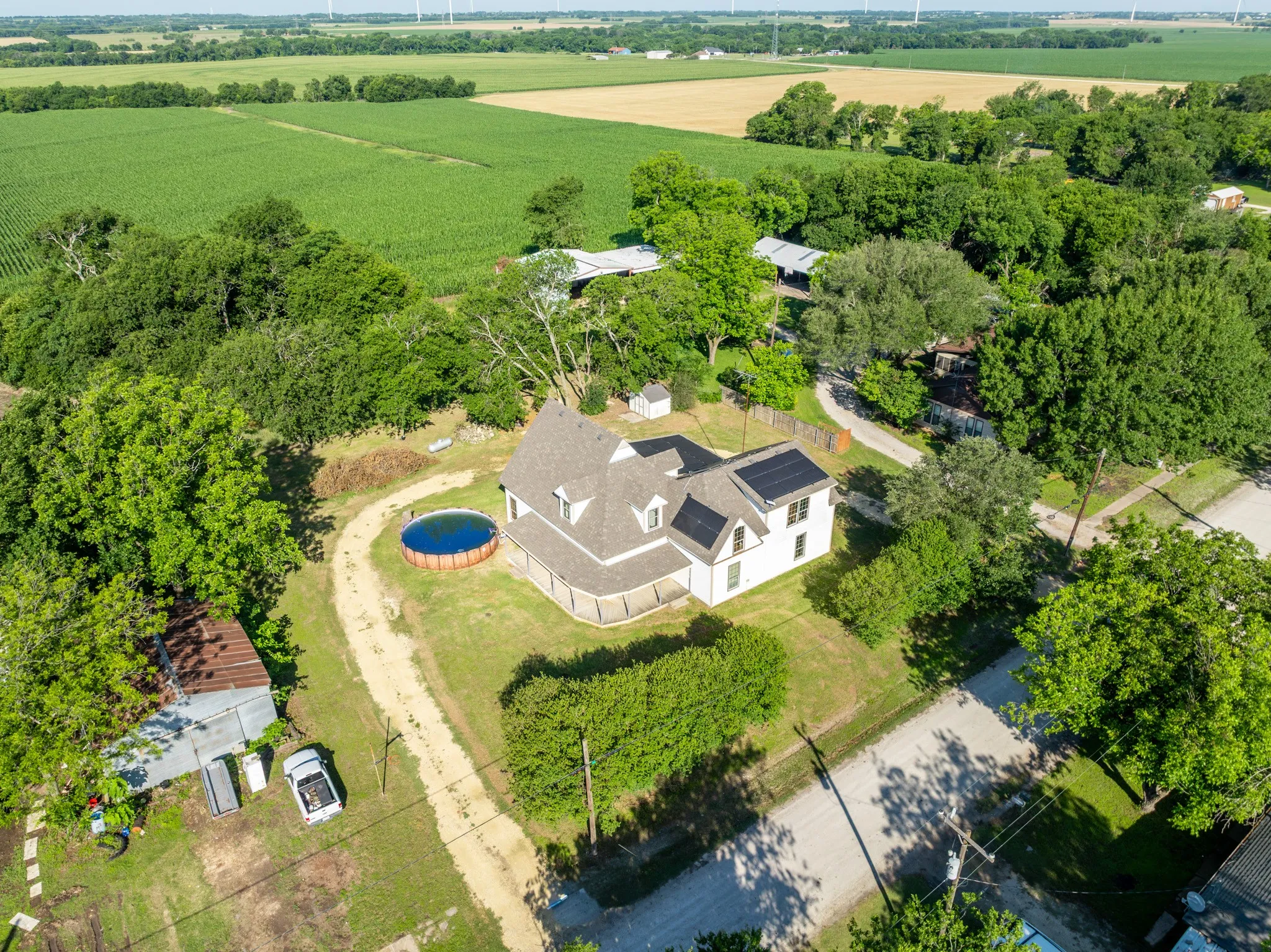 Single Family Residence For Rent in Hill County , 700 Harrel Avenue, Bynum, Texas 76631, 5 Bedroom, 3 Bathroom, 2 Garage spaces, 4,216 Sqft, built in 2008, mls#21313219, Real Estate Agent in Bynum, Homes For Rent in Hill county, Homes For Rent in Bynum, Realtor in Bynum Texas, Real Estate Brokerage Independent Realty Texas, Luminita Cordes Realtor