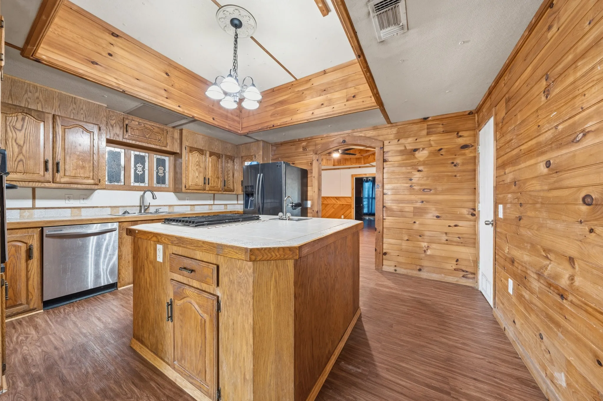 Single Family Residence For Rent in Hill County , 700 Harrel Avenue, Bynum, Texas 76631, 5 Bedroom, 3 Bathroom, 2 Garage spaces, 4,216 Sqft, built in 2008, mls#21313219, Real Estate Agent in Bynum, Homes For Rent in Hill county, Homes For Rent in Bynum, Realtor in Bynum Texas, Real Estate Brokerage Independent Realty Texas, Luminita Cordes Realtor