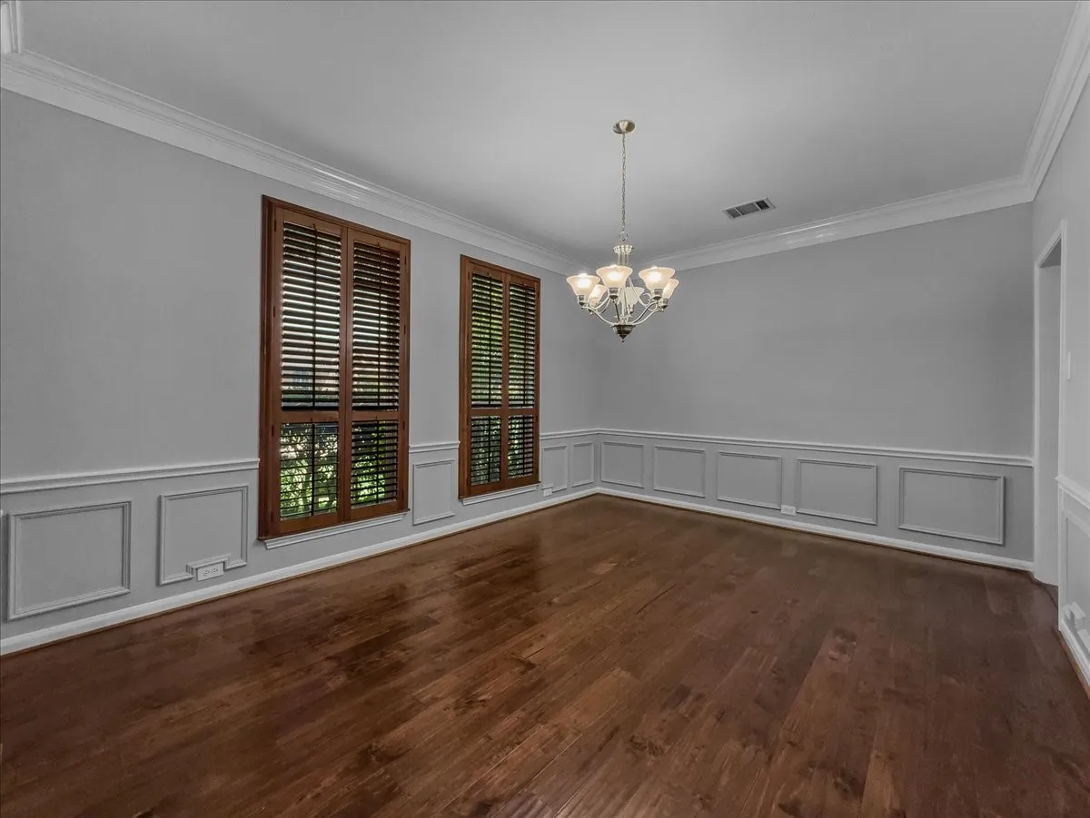Single Family Residence For Sale in Tarrant County , 1418 Wheeler Drive, Mansfield, Texas 76063, 4 Bedroom, 3 Bathroom, 3 Garage spaces, 3,441 Sqft, built in 1995, mls#21311795, Real Estate Agent in Mansfield, Homes For Sale in Tarrant county, Homes For Sale in Mansfield, Realtor in Mansfield Texas, Real Estate Brokerage Independent Realty Texas, Luminita Cordes Realtor
