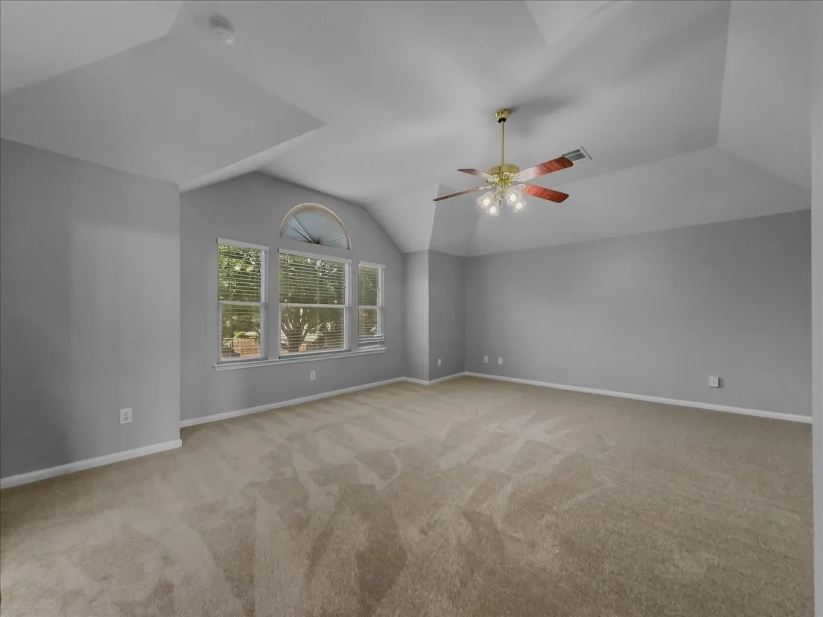 Single Family Residence For Sale in Tarrant County , 1418 Wheeler Drive, Mansfield, Texas 76063, 4 Bedroom, 3 Bathroom, 3 Garage spaces, 3,441 Sqft, built in 1995, mls#21311795, Real Estate Agent in Mansfield, Homes For Sale in Tarrant county, Homes For Sale in Mansfield, Realtor in Mansfield Texas, Real Estate Brokerage Independent Realty Texas, Luminita Cordes Realtor