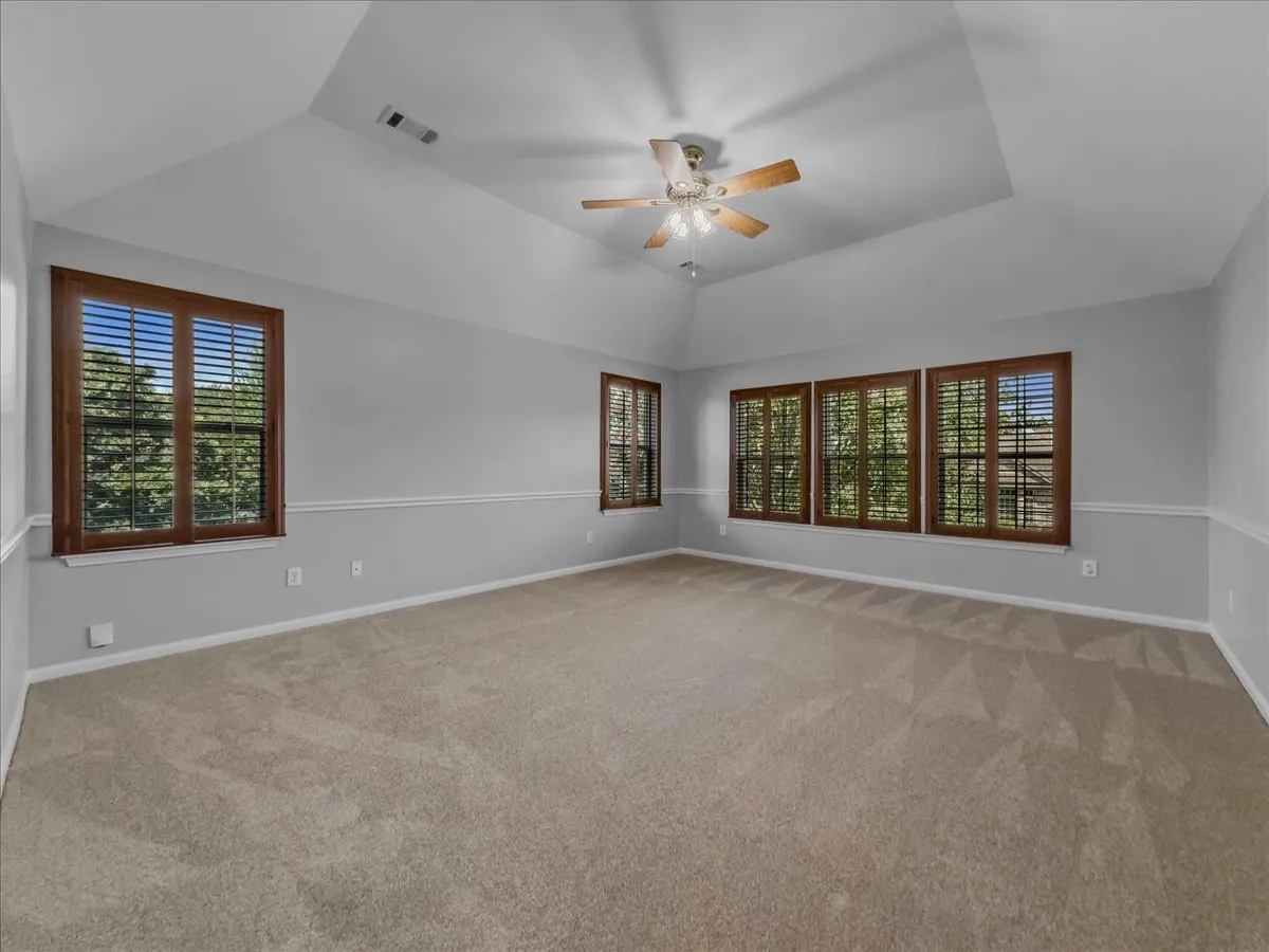 Single Family Residence For Sale in Tarrant County , 1418 Wheeler Drive, Mansfield, Texas 76063, 4 Bedroom, 3 Bathroom, 3 Garage spaces, 3,441 Sqft, built in 1995, mls#21311795, Real Estate Agent in Mansfield, Homes For Sale in Tarrant county, Homes For Sale in Mansfield, Realtor in Mansfield Texas, Real Estate Brokerage Independent Realty Texas, Luminita Cordes Realtor