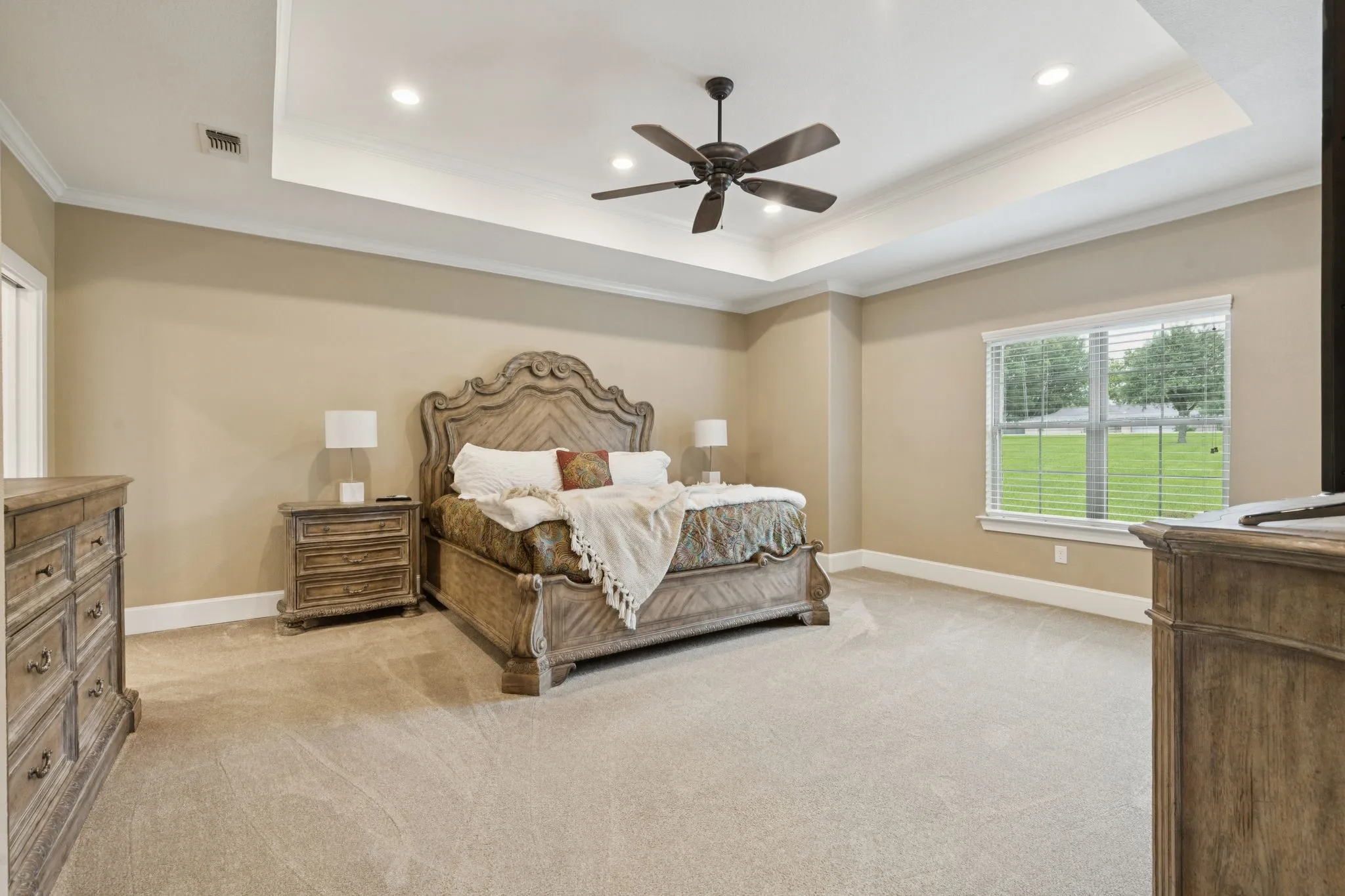 Single Family Residence For Sale in Grayson County , 320 Tate Circle, Sherman, Texas 75090, 4 Bedroom, 4 Bathroom, 2 Garage spaces, 3,348 Sqft, built in 2013, mls#21310366, Real Estate Agent in Sherman, Homes For Sale in Grayson county, Homes For Sale in Sherman, Realtor in Sherman Texas, Real Estate Brokerage Independent Realty Texas, Luminita Cordes Realtor