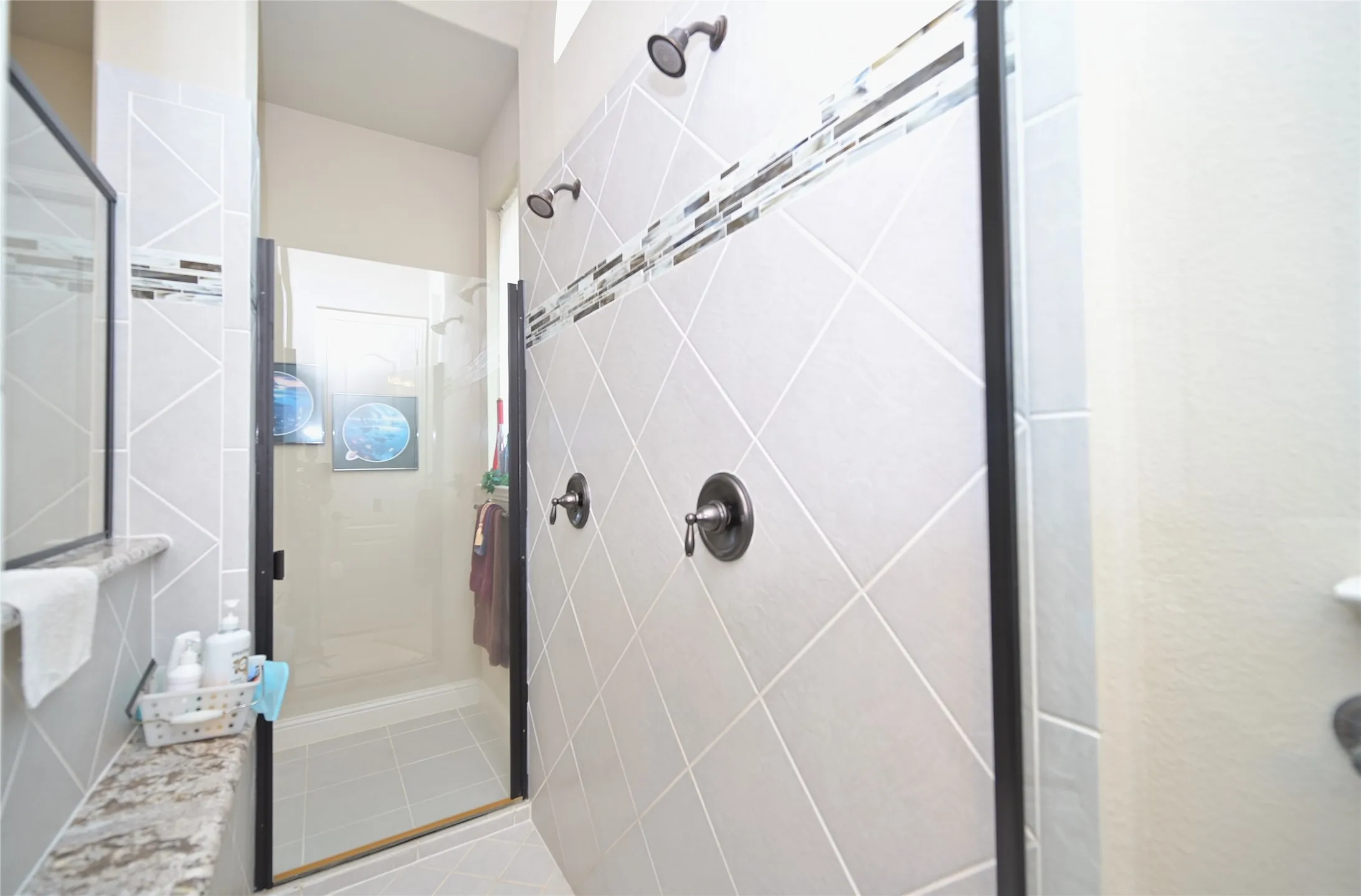 Single Family Residence For Sale in Tarrant County , 9617 Bowman Drive, Fort Worth, Texas 76244, 4 Bedroom, 3 Bathroom, 3 Garage spaces, 3,184 Sqft, built in 2012, mls#21312335, Real Estate Agent in Fort Worth, Homes For Sale in Tarrant county, Homes For Sale in Fort Worth, Realtor in Fort Worth Texas, Real Estate Brokerage Independent Realty Texas, Luminita Cordes Realtor