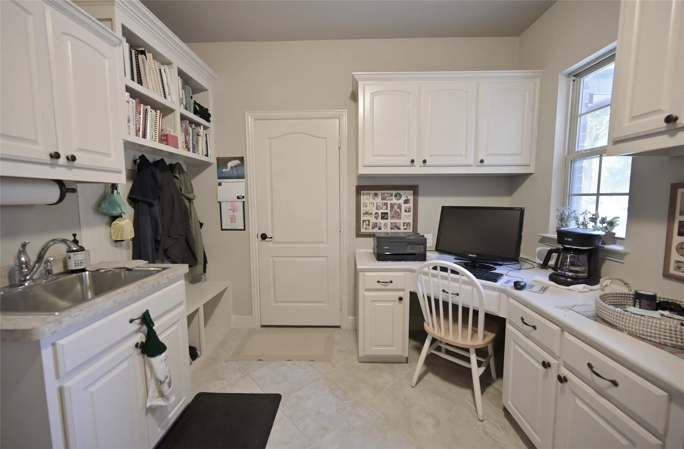 Single Family Residence For Sale in Tarrant County , 9617 Bowman Drive, Fort Worth, Texas 76244, 4 Bedroom, 3 Bathroom, 3 Garage spaces, 3,184 Sqft, built in 2012, mls#21312335, Real Estate Agent in Fort Worth, Homes For Sale in Tarrant county, Homes For Sale in Fort Worth, Realtor in Fort Worth Texas, Real Estate Brokerage Independent Realty Texas, Luminita Cordes Realtor