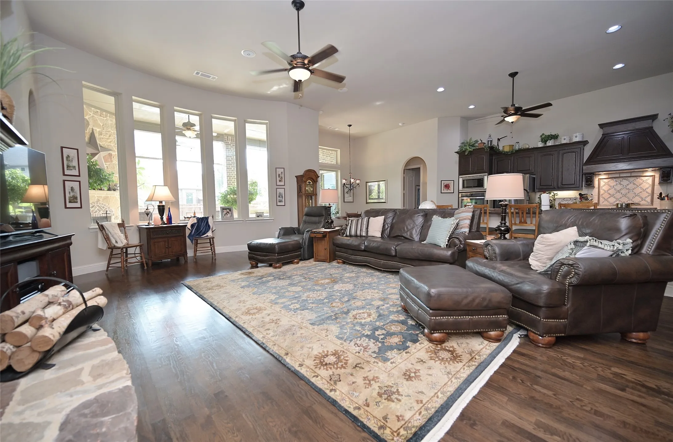 Single Family Residence For Sale in Tarrant County , 9617 Bowman Drive, Fort Worth, Texas 76244, 4 Bedroom, 3 Bathroom, 3 Garage spaces, 3,184 Sqft, built in 2012, mls#21312335, Real Estate Agent in Fort Worth, Homes For Sale in Tarrant county, Homes For Sale in Fort Worth, Realtor in Fort Worth Texas, Real Estate Brokerage Independent Realty Texas, Luminita Cordes Realtor