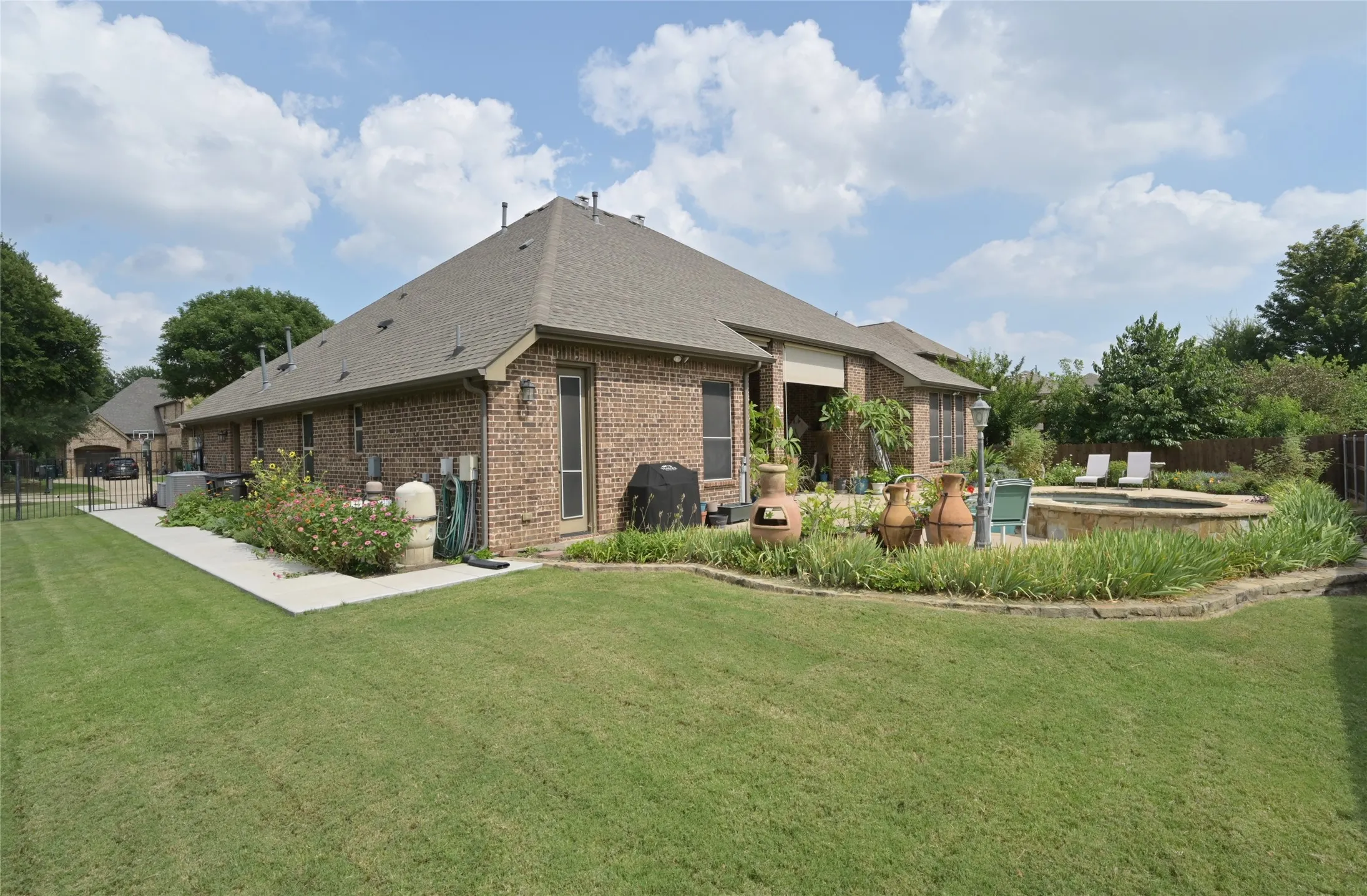 Single Family Residence For Sale in Tarrant County , 9617 Bowman Drive, Fort Worth, Texas 76244, 4 Bedroom, 3 Bathroom, 3 Garage spaces, 3,184 Sqft, built in 2012, mls#21312335, Real Estate Agent in Fort Worth, Homes For Sale in Tarrant county, Homes For Sale in Fort Worth, Realtor in Fort Worth Texas, Real Estate Brokerage Independent Realty Texas, Luminita Cordes Realtor
