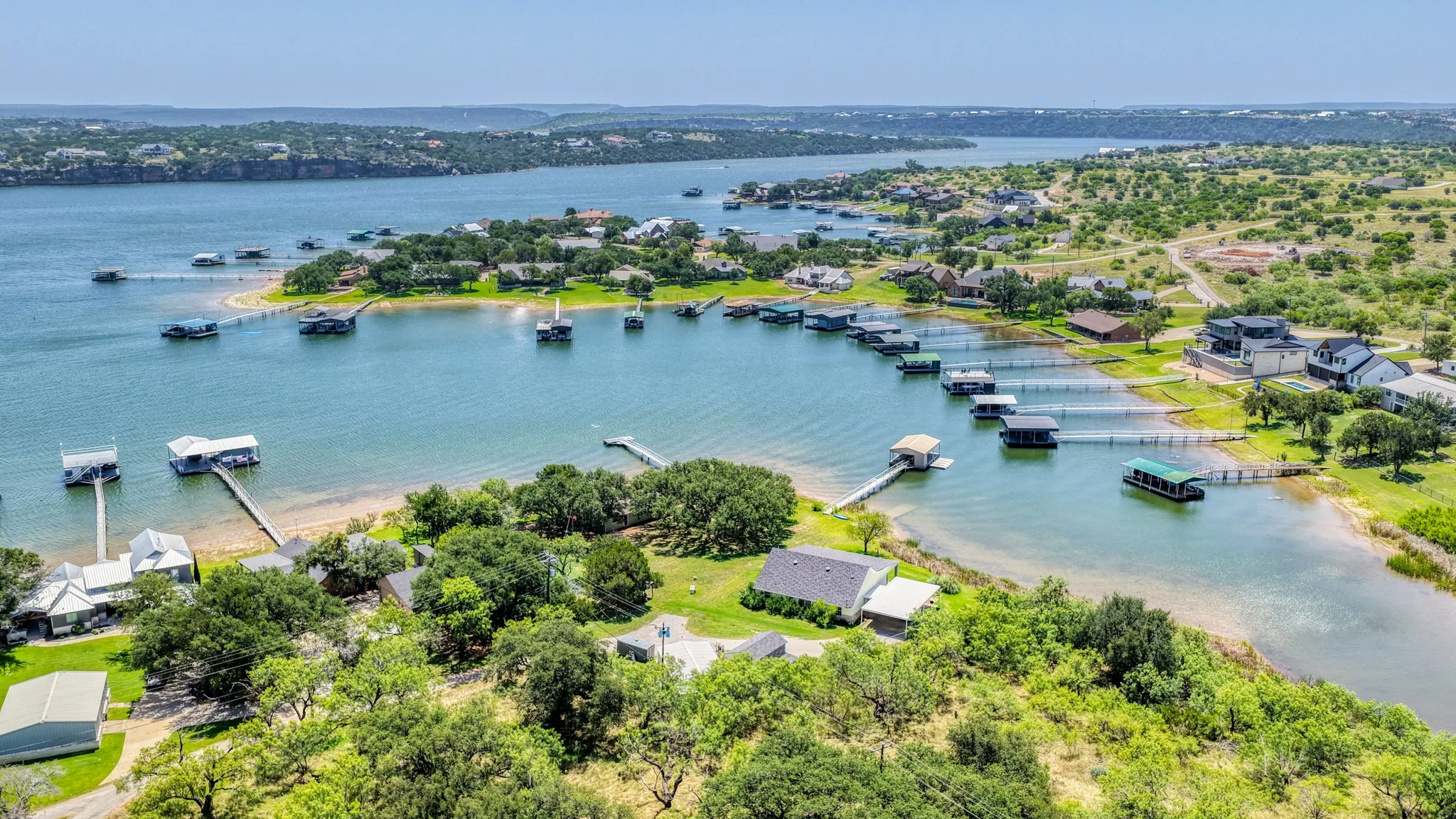 Single Family Residence For Sale in Palo Pinto County , 1011 Firewheel Trail, Graford, Texas 76449, 3 Bedroom, 2 Bathroom, 2 Garage spaces, 2,324 Sqft, built in 1996, mls#21314868, Real Estate Agent in Graford, Homes For Sale in Palo Pinto county, Homes For Sale in Graford, Realtor in Graford Texas, Real Estate Brokerage Independent Realty Texas, Luminita Cordes Realtor