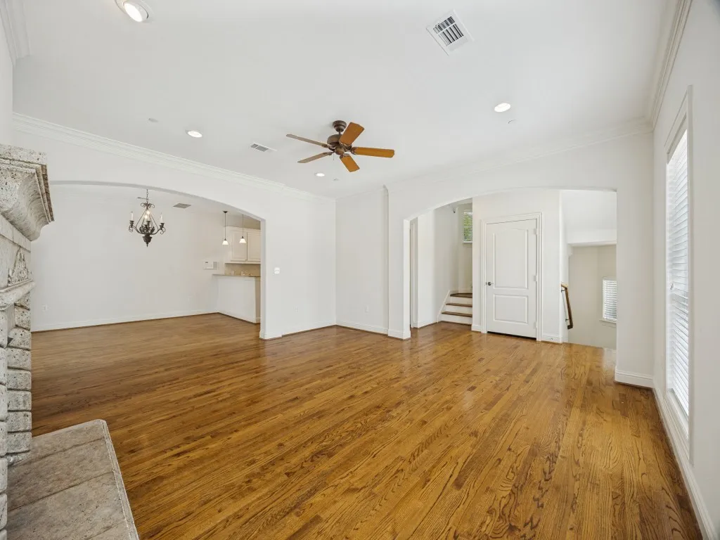 Single Family Residence For Sale in Dallas County , 3425 Westminster Avenue, University Park, Texas 75205, 9 Bedroom, 12 Bathroom, 2 Garage spaces, 7,140 Sqft, built in 2002, Price $2,995,000, mls#21314859, Real Estate Agent in University Park, Homes For Sale in Dallas county, Homes For Sale in University Park, Realtor in University Park Texas, Real Estate Brokerage Independent Realty Texas, Luminita Cordes Realtor