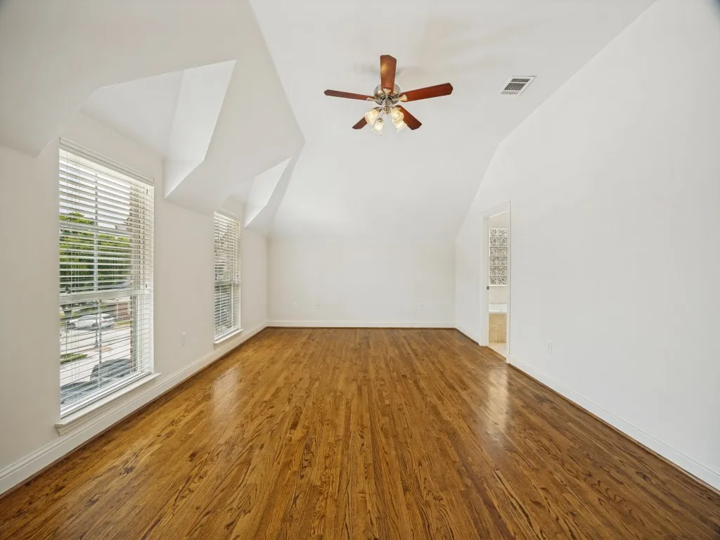 Single Family Residence For Sale in Dallas County , 3425 Westminster Avenue, University Park, Texas 75205, 9 Bedroom, 12 Bathroom, 2 Garage spaces, 7,140 Sqft, built in 2002, Price $2,995,000, mls#21314859, Real Estate Agent in University Park, Homes For Sale in Dallas county, Homes For Sale in University Park, Realtor in University Park Texas, Real Estate Brokerage Independent Realty Texas, Luminita Cordes Realtor