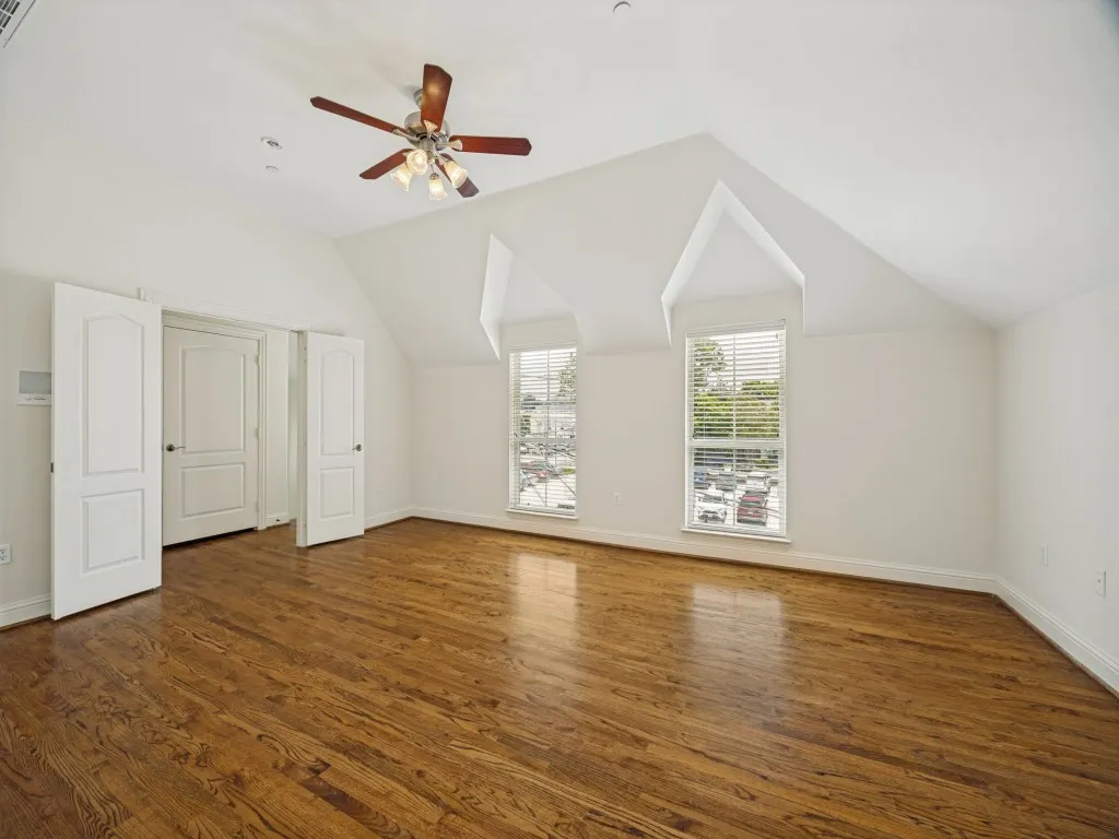Single Family Residence For Sale in Dallas County , 3425 Westminster Avenue, University Park, Texas 75205, 9 Bedroom, 12 Bathroom, 2 Garage spaces, 7,140 Sqft, built in 2002, Price $2,995,000, mls#21314859, Real Estate Agent in University Park, Homes For Sale in Dallas county, Homes For Sale in University Park, Realtor in University Park Texas, Real Estate Brokerage Independent Realty Texas, Luminita Cordes Realtor