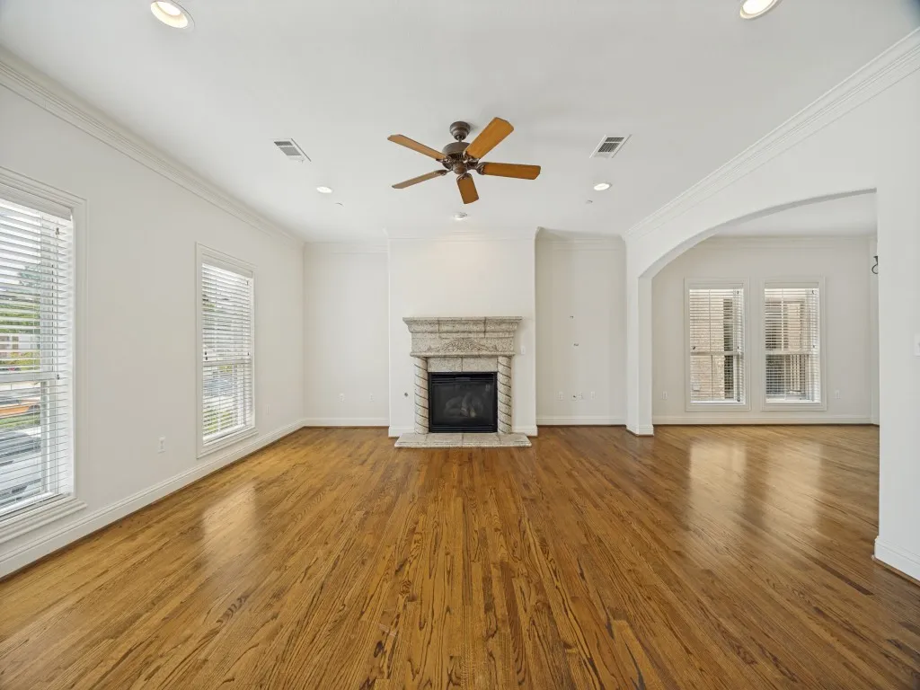 Single Family Residence For Sale in Dallas County , 3425 Westminster Avenue, University Park, Texas 75205, 9 Bedroom, 12 Bathroom, 2 Garage spaces, 7,140 Sqft, built in 2002, Price $2,995,000, mls#21314859, Real Estate Agent in University Park, Homes For Sale in Dallas county, Homes For Sale in University Park, Realtor in University Park Texas, Real Estate Brokerage Independent Realty Texas, Luminita Cordes Realtor