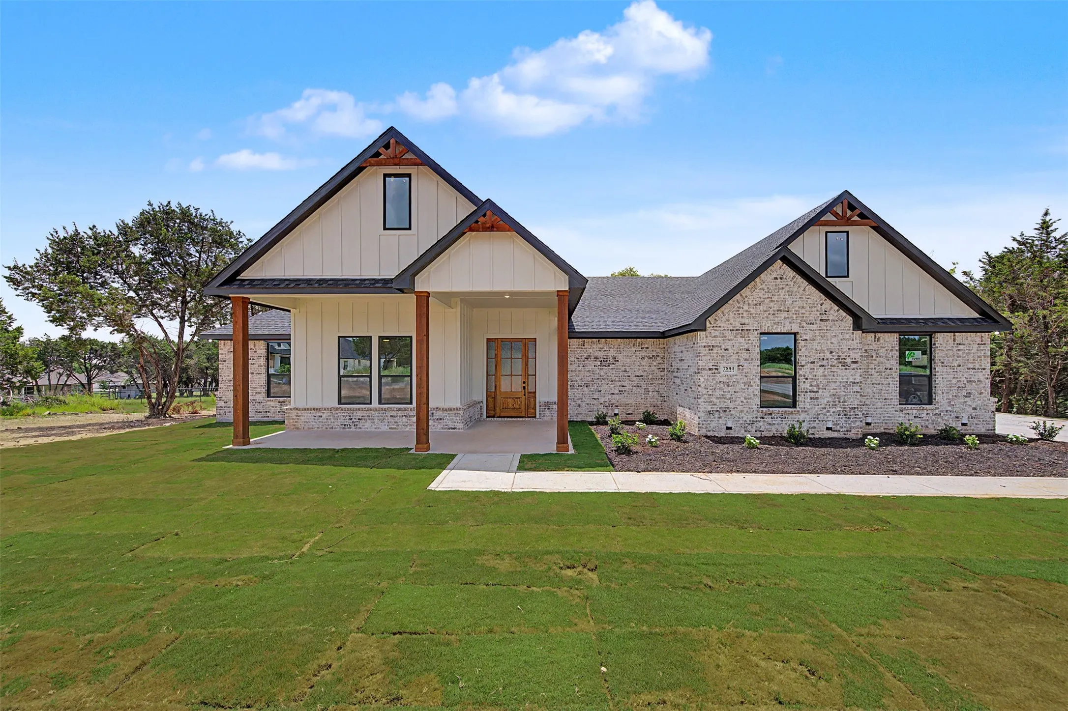 Single Family Residence For Sale in Johnson County , 7804 Kenleigh Lane, Rio Vista, Texas 76093, 4 Bedroom, 3 Bathroom, 2 Garage spaces, 2,391 Sqft, built in 2026, mls#21314892, Real Estate Agent in Rio Vista, Homes For Sale in Johnson county, Homes For Sale in Rio Vista, Realtor in Rio Vista Texas, Real Estate Brokerage Independent Realty Texas, Luminita Cordes Realtor
