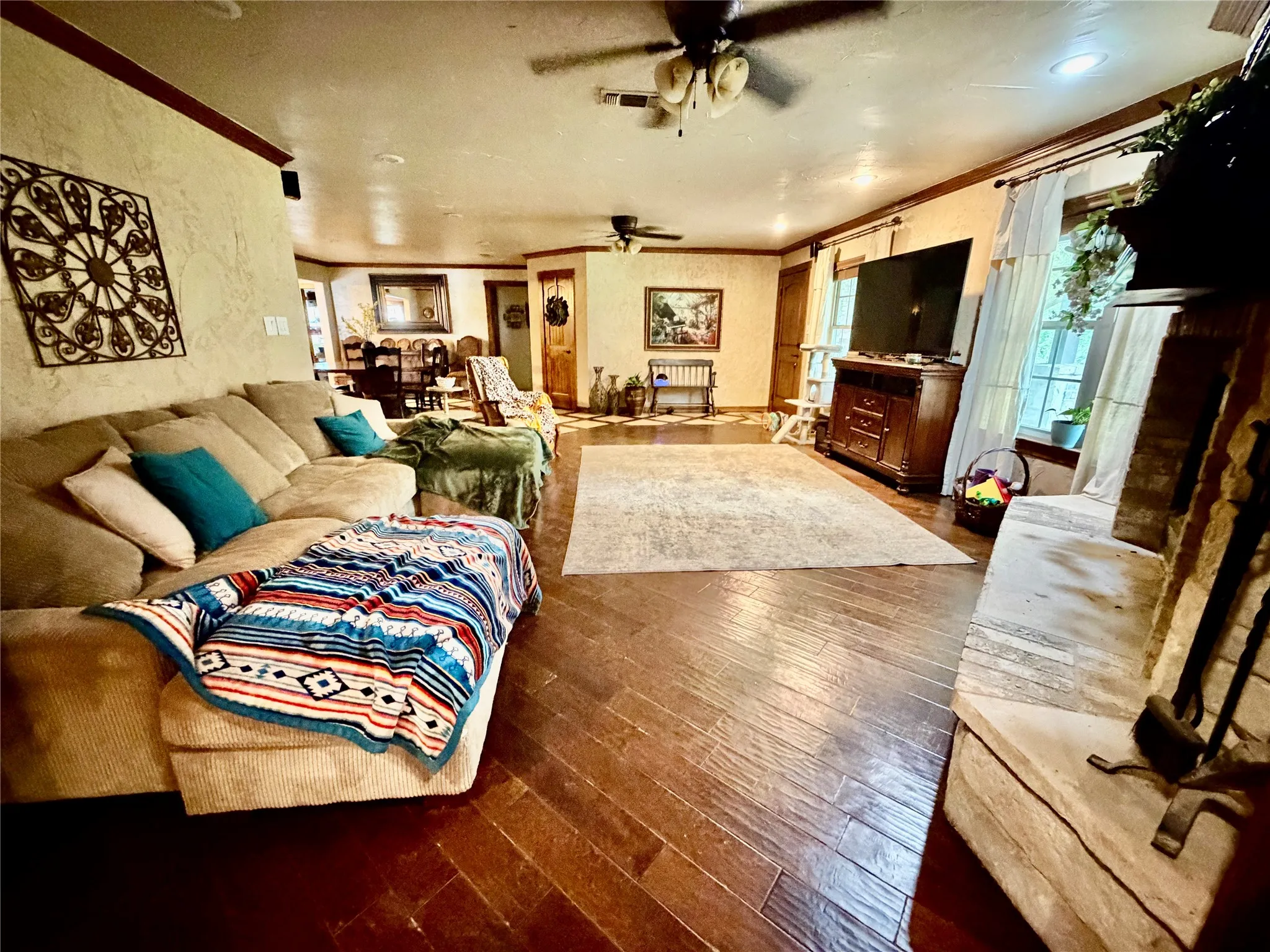 Single Family Residence For Sale in Eastland County , 309 County Road 461, Eastland, Texas 76448, 5 Bedrooms, 3 Bathrooms, Garage spaces, 2,814 Sqft, built in 1990, Price $499,750, mls#21314848, Real Estate Agent in Eastland, Homes For Sale in Eastland county, Homes For Sale in Eastland, Realtor in Eastland Texas, Real Estate Brokerage Independent Realty Texas, Luminita Cordes Realtor