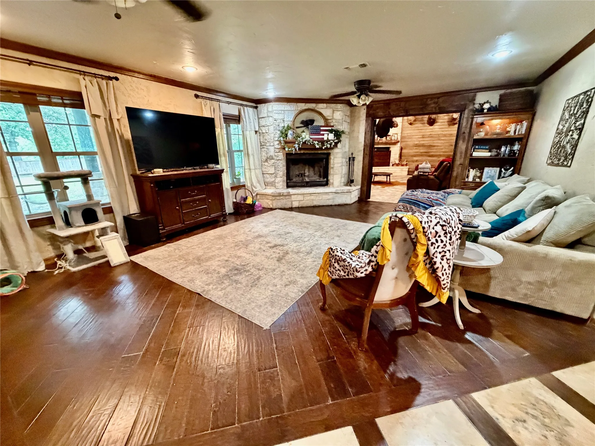 Single Family Residence For Sale in Eastland County , 309 County Road 461, Eastland, Texas 76448, 5 Bedrooms, 3 Bathrooms, Garage spaces, 2,814 Sqft, built in 1990, Price $499,750, mls#21314848, Real Estate Agent in Eastland, Homes For Sale in Eastland county, Homes For Sale in Eastland, Realtor in Eastland Texas, Real Estate Brokerage Independent Realty Texas, Luminita Cordes Realtor