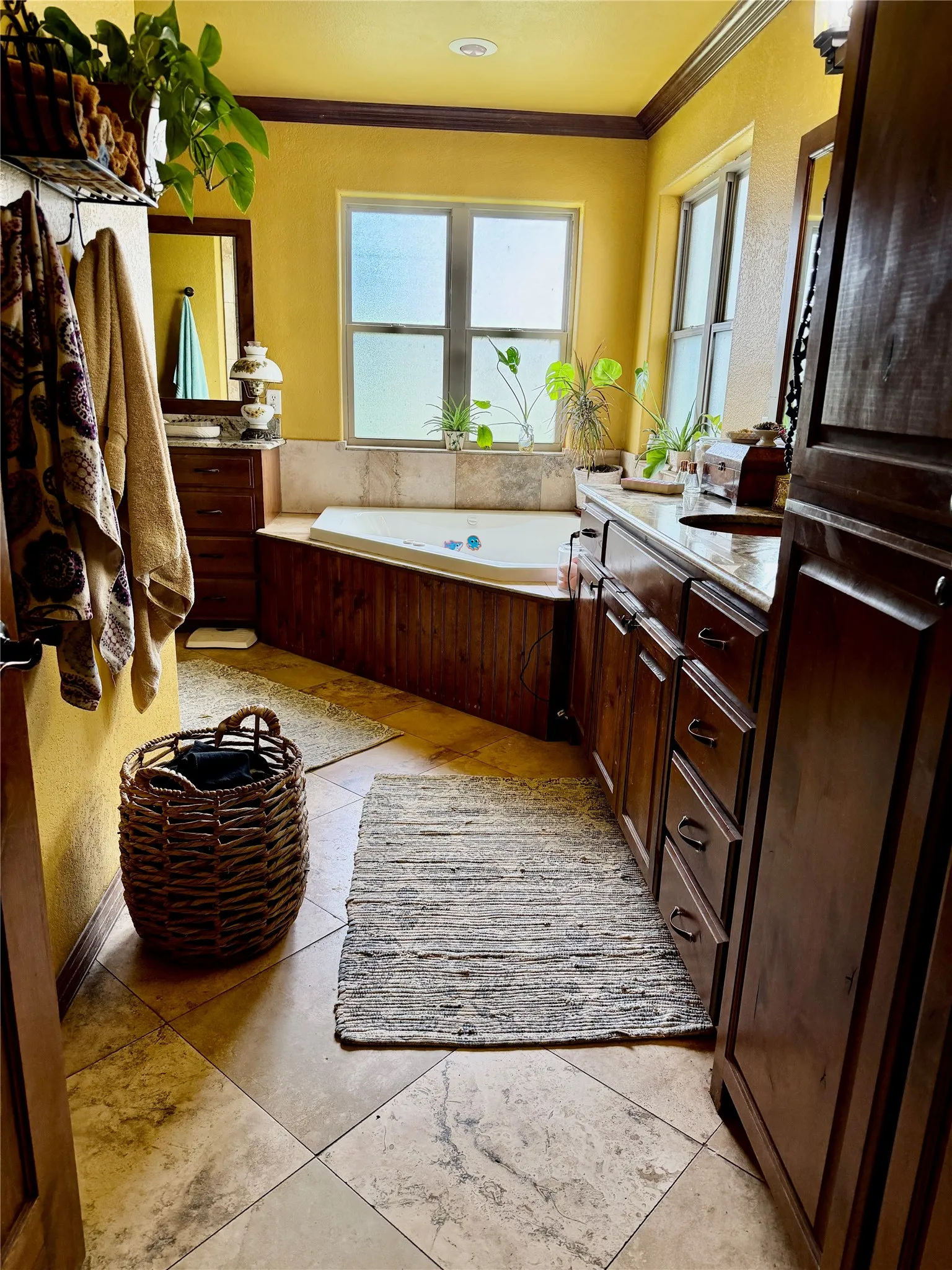 Single Family Residence For Sale in Eastland County , 309 County Road 461, Eastland, Texas 76448, 5 Bedrooms, 3 Bathrooms, Garage spaces, 2,814 Sqft, built in 1990, Price $499,750, mls#21314848, Real Estate Agent in Eastland, Homes For Sale in Eastland county, Homes For Sale in Eastland, Realtor in Eastland Texas, Real Estate Brokerage Independent Realty Texas, Luminita Cordes Realtor