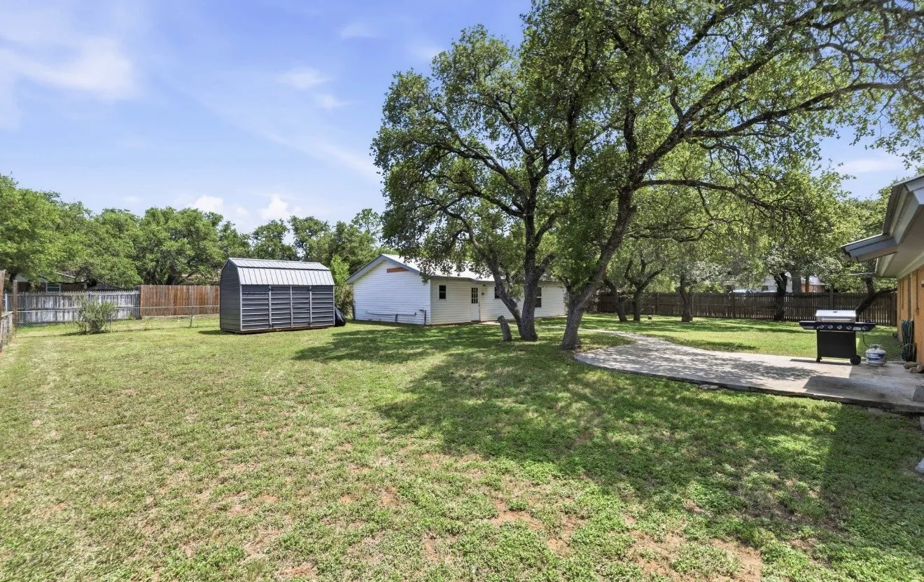 Single Family Residence For Sale in Brown County , 1608 Campa Drive, Brownwood, Texas 76801, 4 Bedroom, 2 Bathroom, Garage spaces, 1,621 Sqft, built in 1962, mls#21314898, Real Estate Agent in Brownwood, Homes For Sale in Brown county, Homes For Sale in Brownwood, Realtor in Brownwood Texas, Real Estate Brokerage Independent Realty Texas, Luminita Cordes Realtor