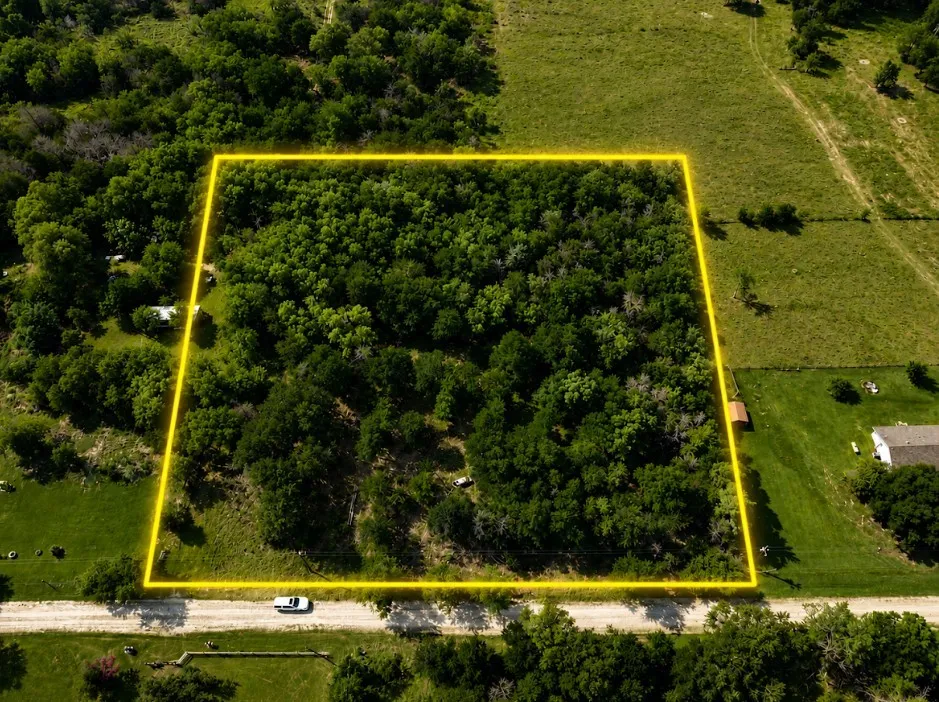 Unimproved Land For Sale in Navarro County , 9026 NE County road 2140 2140, Kerens, Texas 75144, 0, 0, Garage spaces, 0 Sqft, built in 0, Price $95,000, mls#21314904, Real Estate Agent in Kerens, Homes For Sale in Navarro county, Homes For Sale in Kerens, Realtor in Kerens Texas, Real Estate Brokerage Independent Realty Texas, Luminita Cordes Realtor