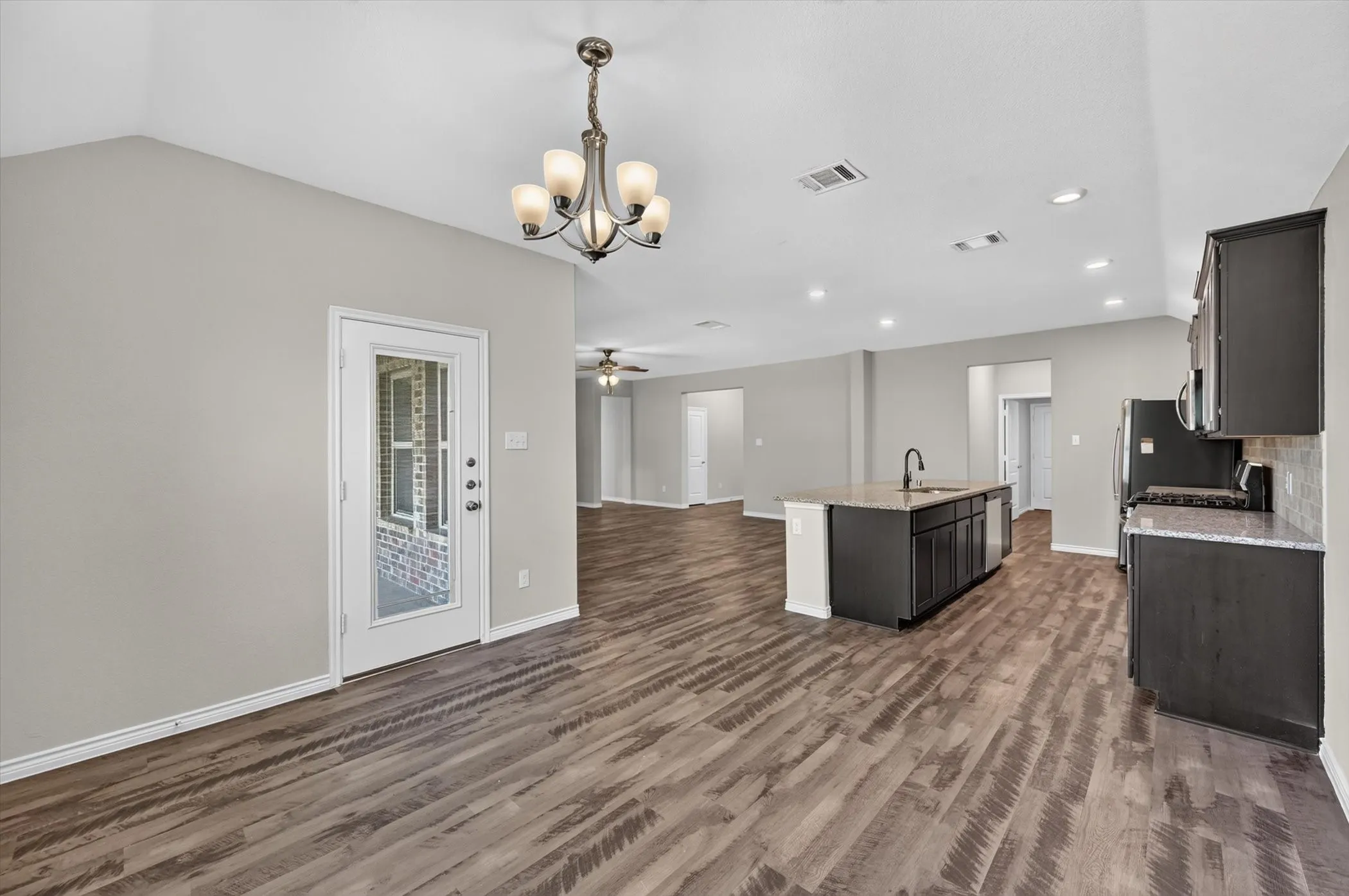 Single Family Residence For Sale in Ellis County , 205 Watson Street, Red Oak, Texas 75154, 4 Bedroom, 2 Bathroom, 2 Garage spaces, 2,210 Sqft, built in 2018, mls#21314889, Real Estate Agent in Red Oak, Homes For Sale in Ellis county, Homes For Sale in Red Oak, Realtor in Red Oak Texas, Real Estate Brokerage Independent Realty Texas, Luminita Cordes Realtor