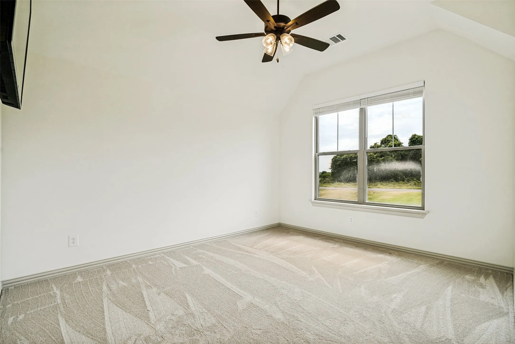 Single Family Residence For Sale in Parker County , 9459 Zion Hill Road, Poolville, Texas 76487, 3 Bedroom, 3 Bathroom, 3 Garage spaces, 2,921 Sqft, built in 2024, mls#21314439, Real Estate Agent in Poolville, Homes For Sale in Parker county, Homes For Sale in Poolville, Realtor in Poolville Texas, Real Estate Brokerage Independent Realty Texas, Luminita Cordes Realtor