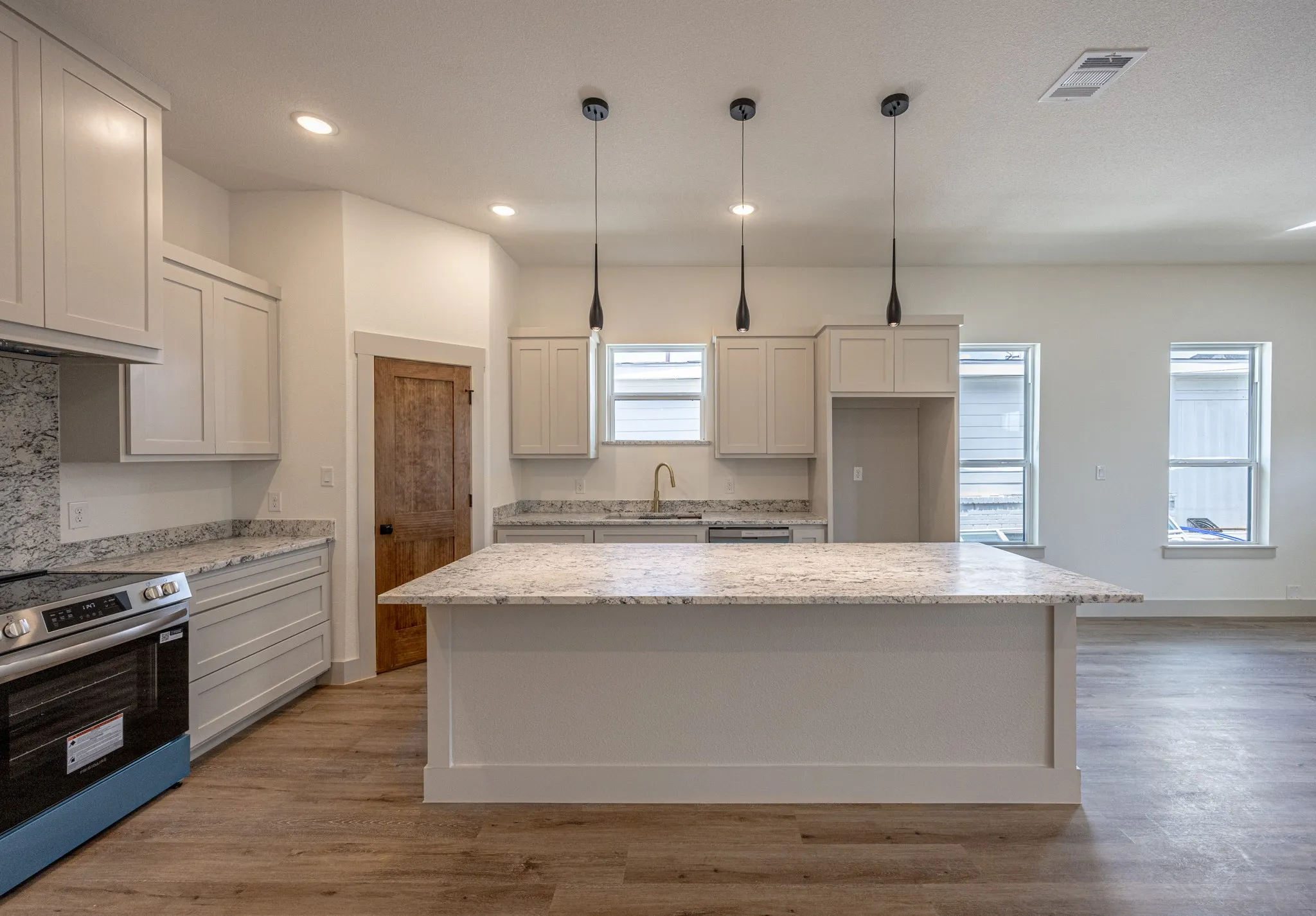 Single Family Residence For Sale in Tarrant County , 5208 Helmick, Fort Worth, Texas 76107, 4 Bedroom, 2 Bathroom, 2 Garage spaces, 1,837 Sqft, built in 2026, mls#21314844, Real Estate Agent in Fort Worth, Homes For Sale in Tarrant county, Homes For Sale in Fort Worth, Realtor in Fort Worth Texas, Real Estate Brokerage Independent Realty Texas, Luminita Cordes Realtor