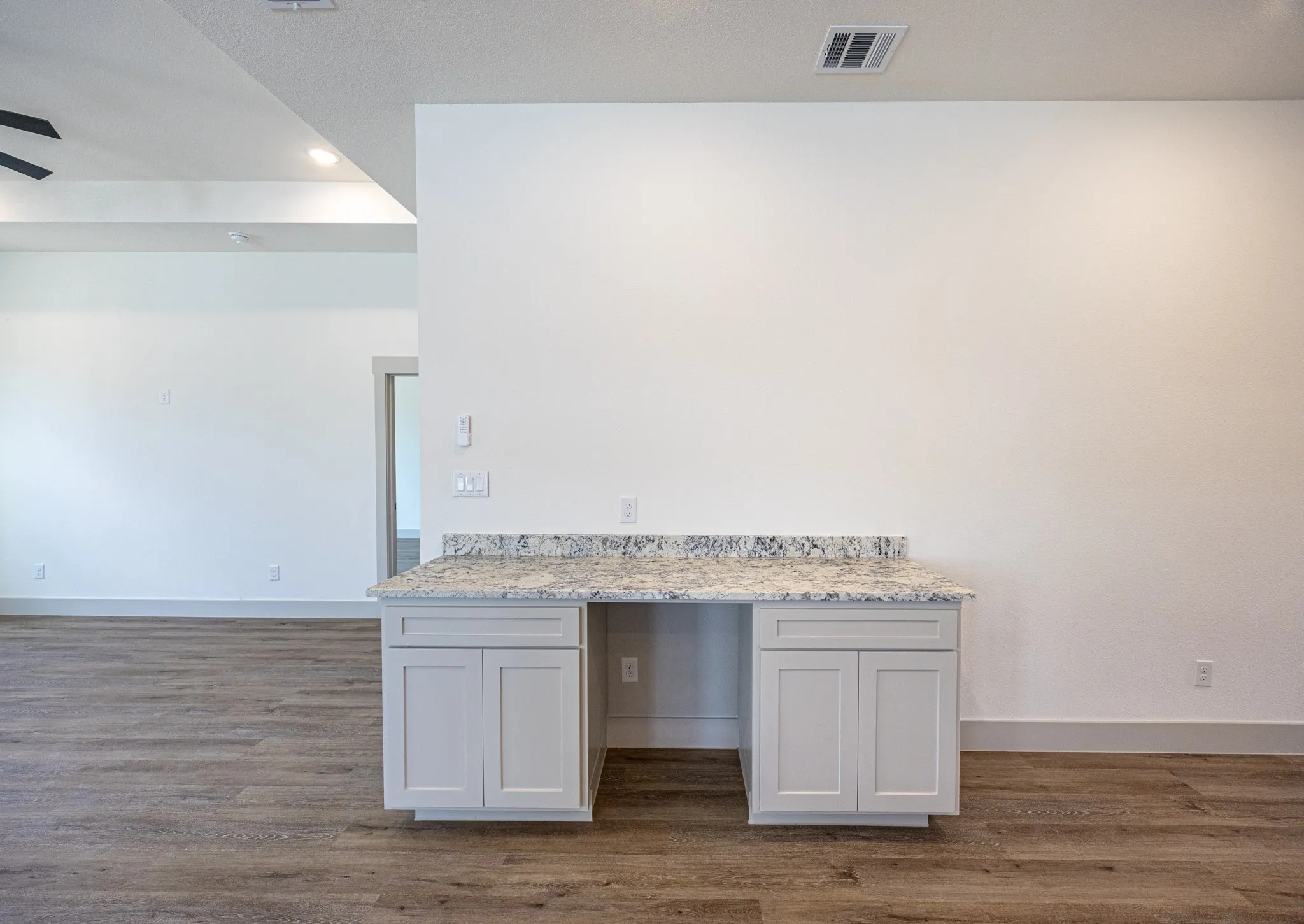 Single Family Residence For Sale in Tarrant County , 5208 Helmick, Fort Worth, Texas 76107, 4 Bedroom, 2 Bathroom, 2 Garage spaces, 1,837 Sqft, built in 2026, mls#21314844, Real Estate Agent in Fort Worth, Homes For Sale in Tarrant county, Homes For Sale in Fort Worth, Realtor in Fort Worth Texas, Real Estate Brokerage Independent Realty Texas, Luminita Cordes Realtor